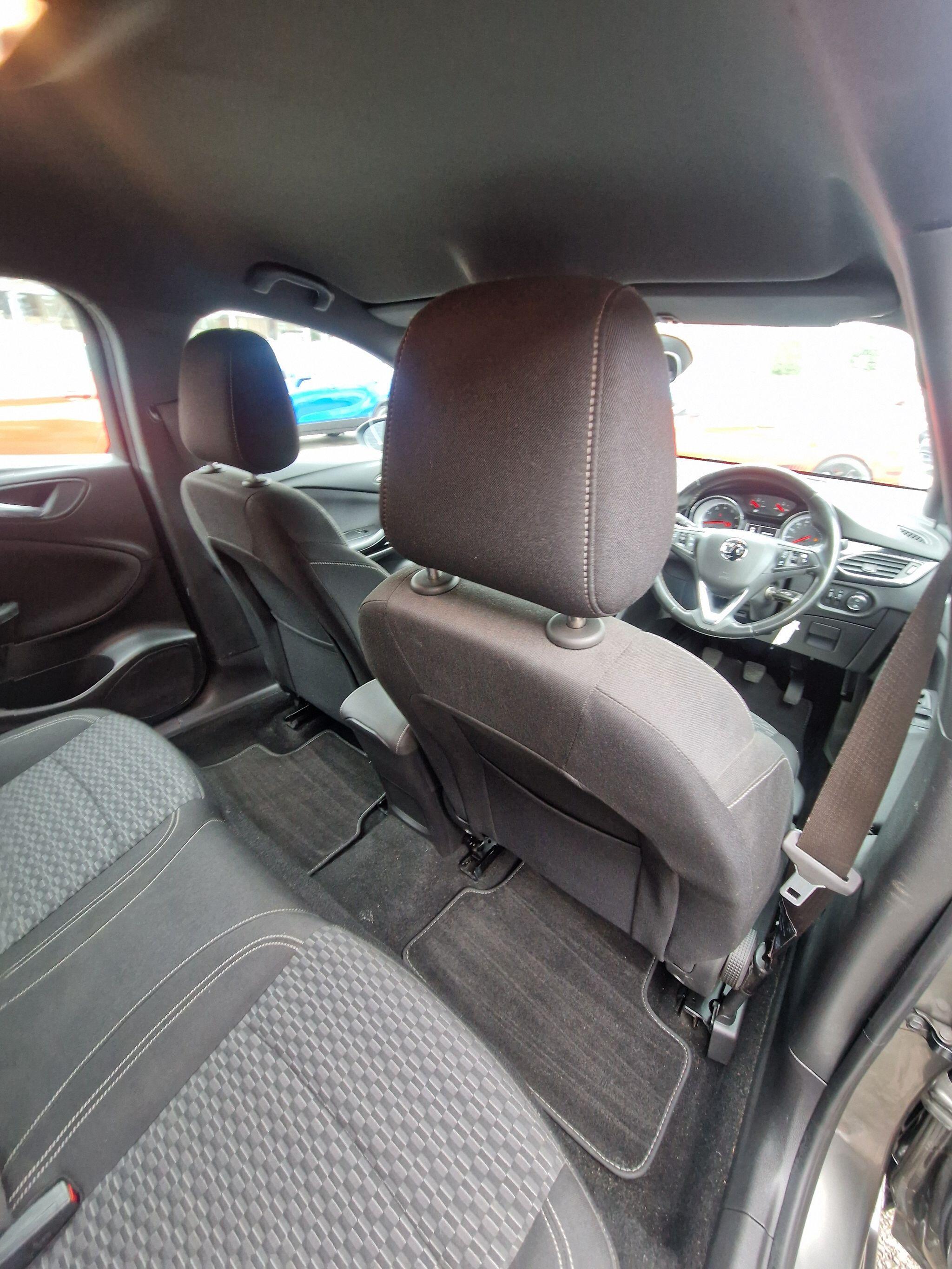 Vauxhall Astra - Image 34