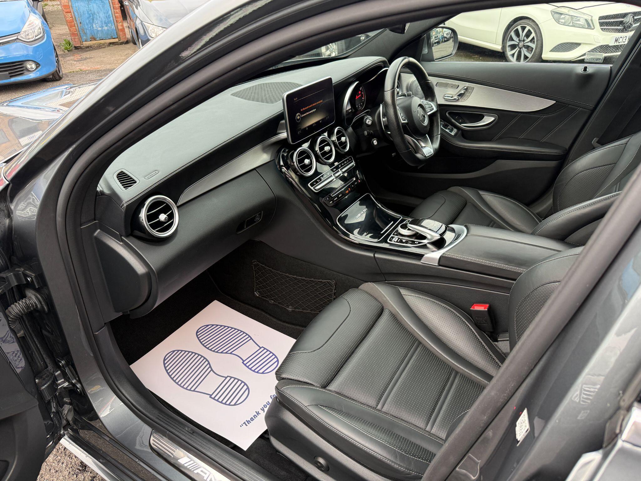 Mercedes C Class - Image 30