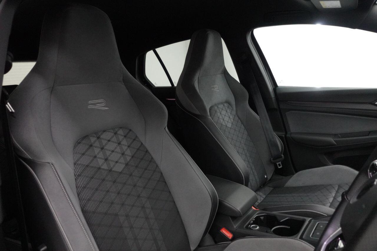 Volkswagen Golf - Image 2