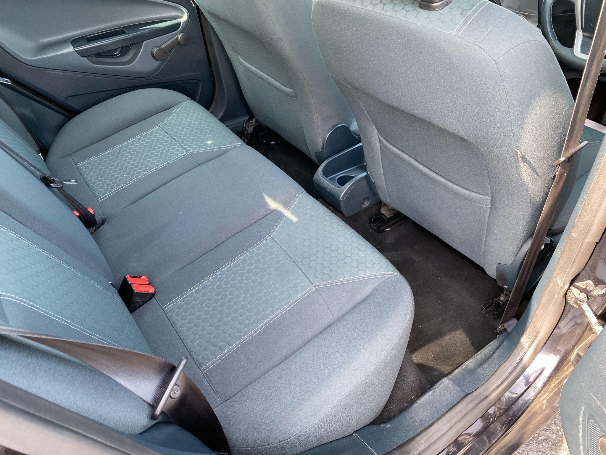 Ford Fiesta - Image 29