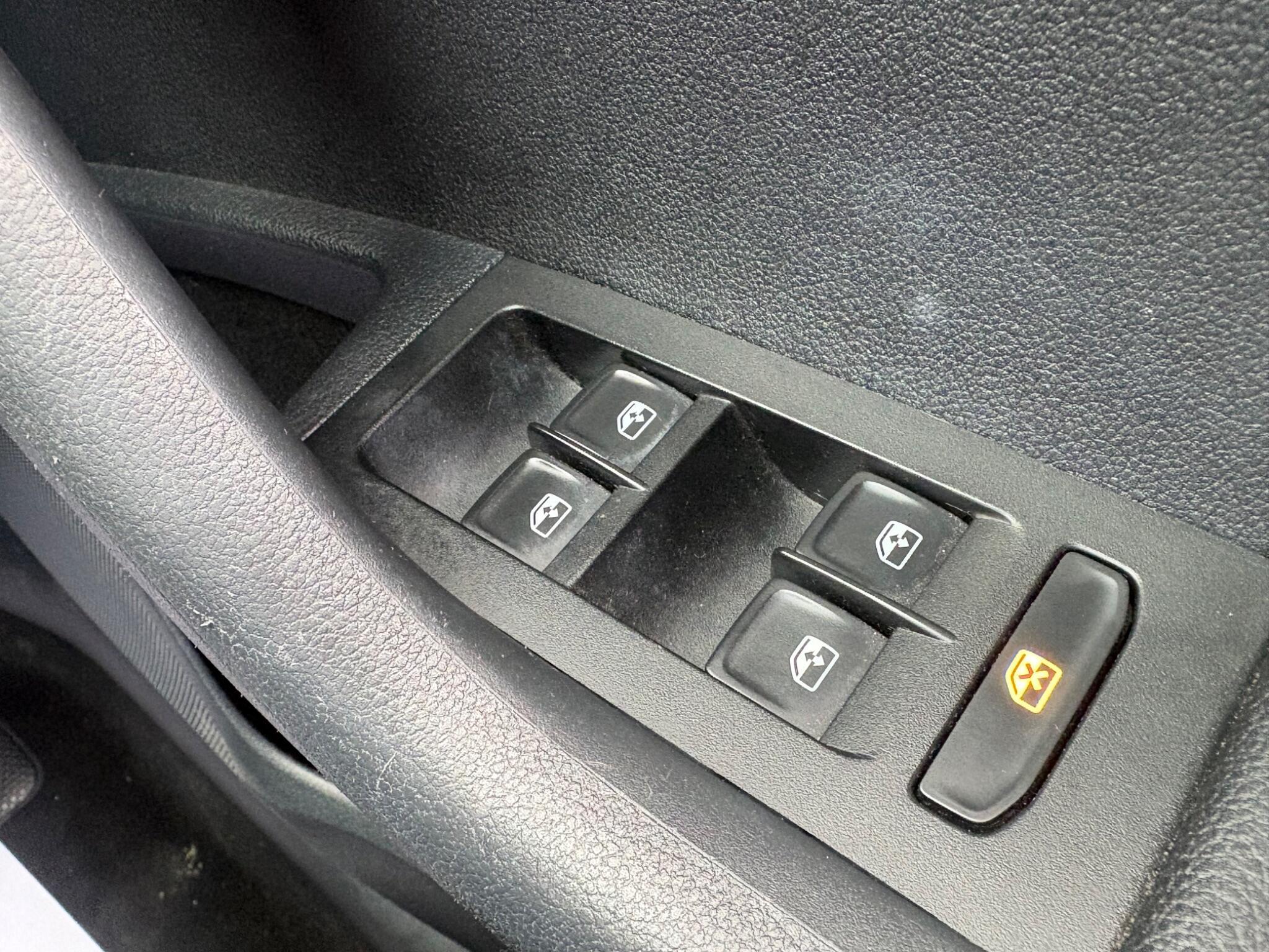 Skoda Octavia - Image 37