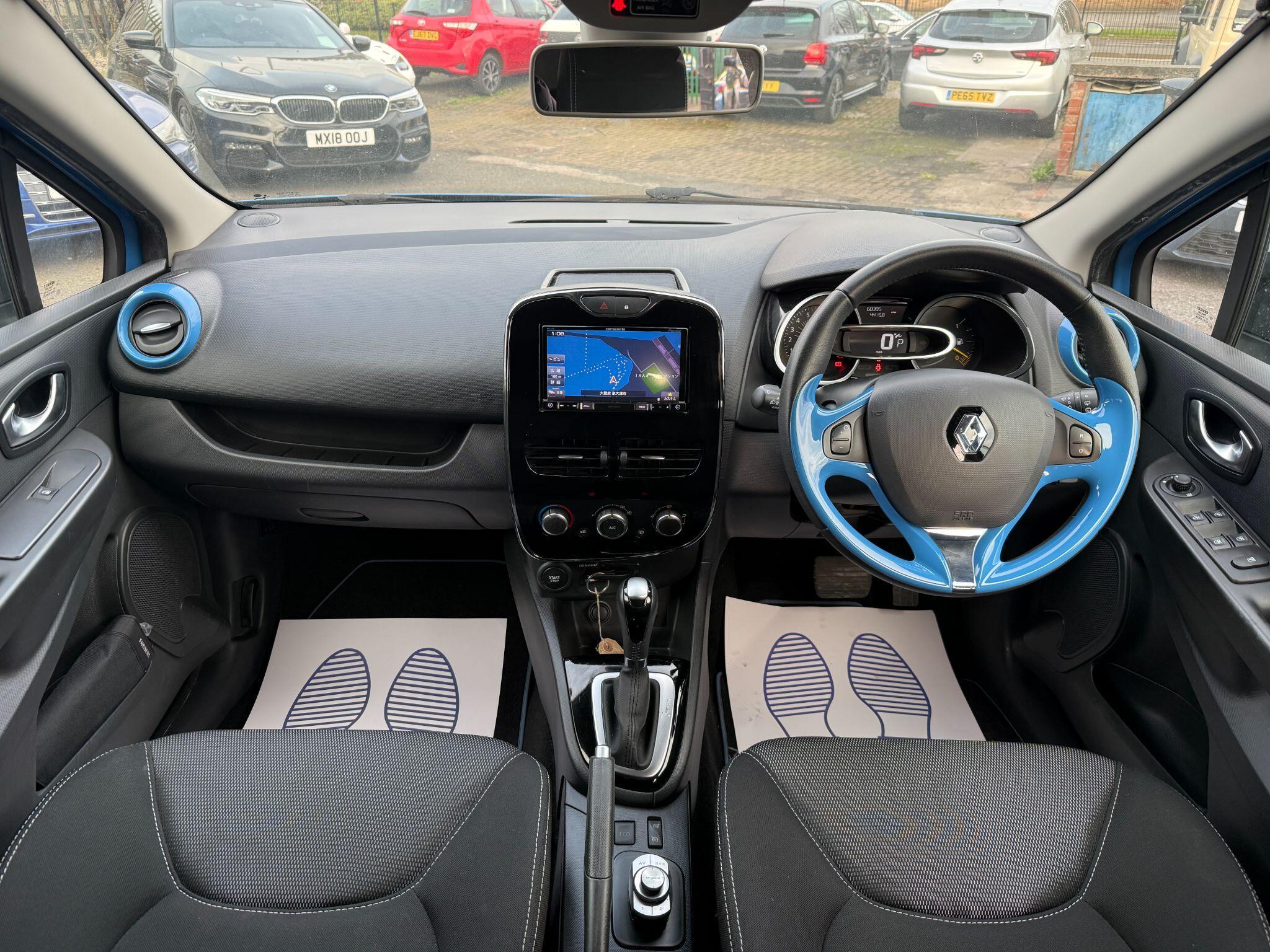 Renault Clio - Image 3