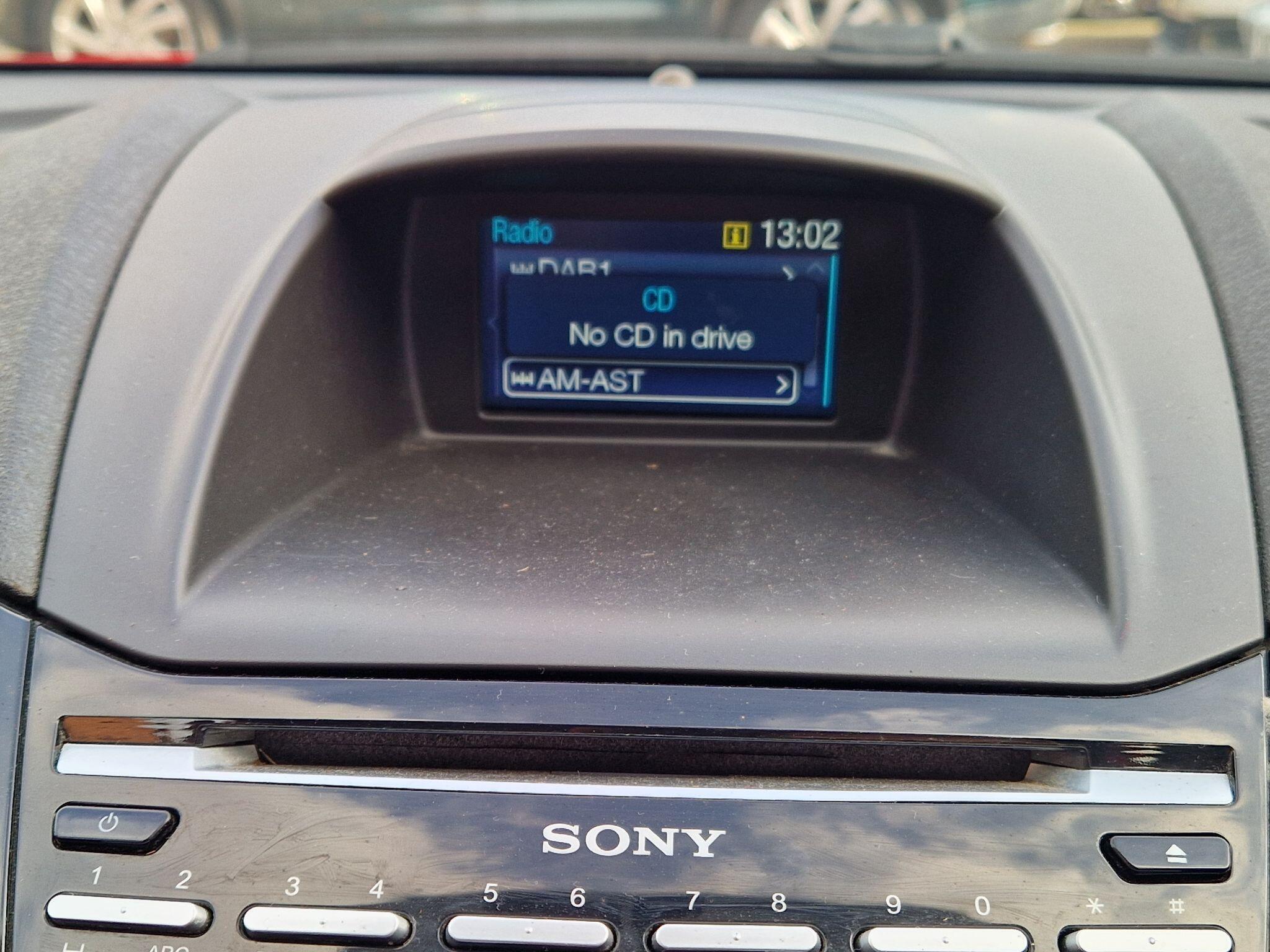 Ford Fiesta - Image 48