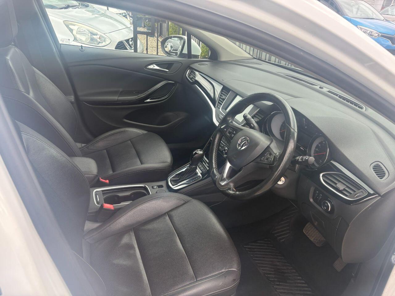 Vauxhall Astra - Image 9