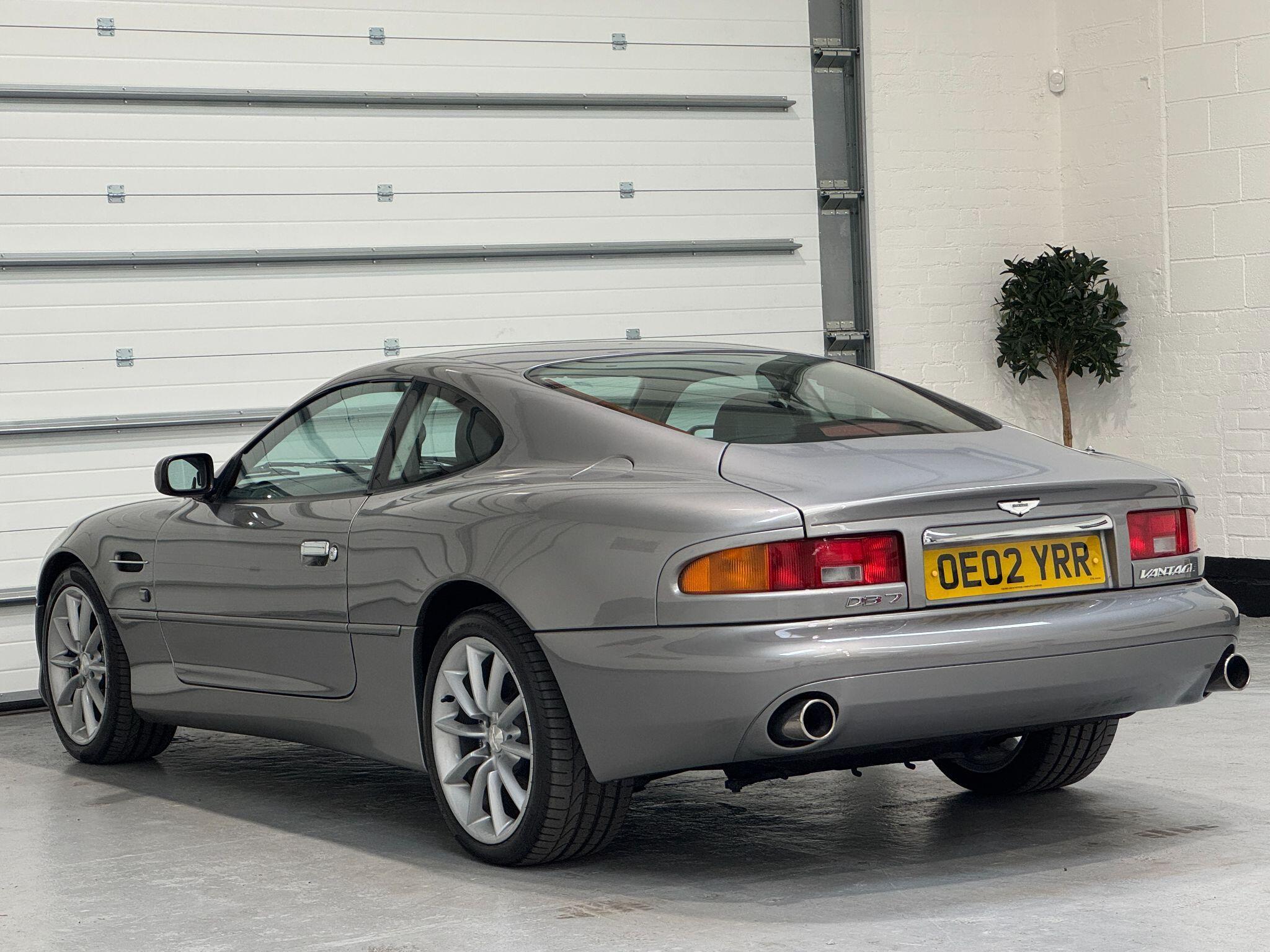 Aston Martin DB7 - Image 15