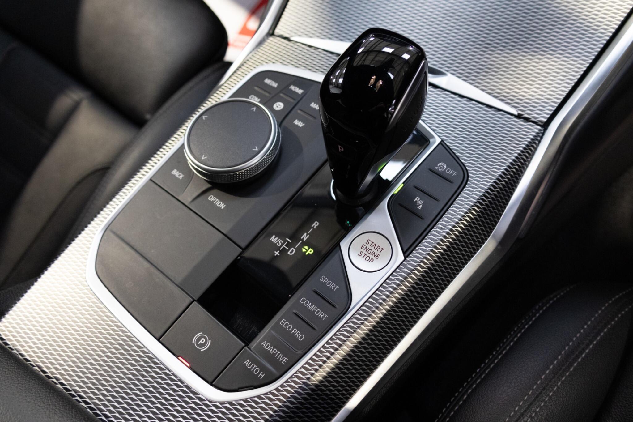 BMW 3 Series - Image 30