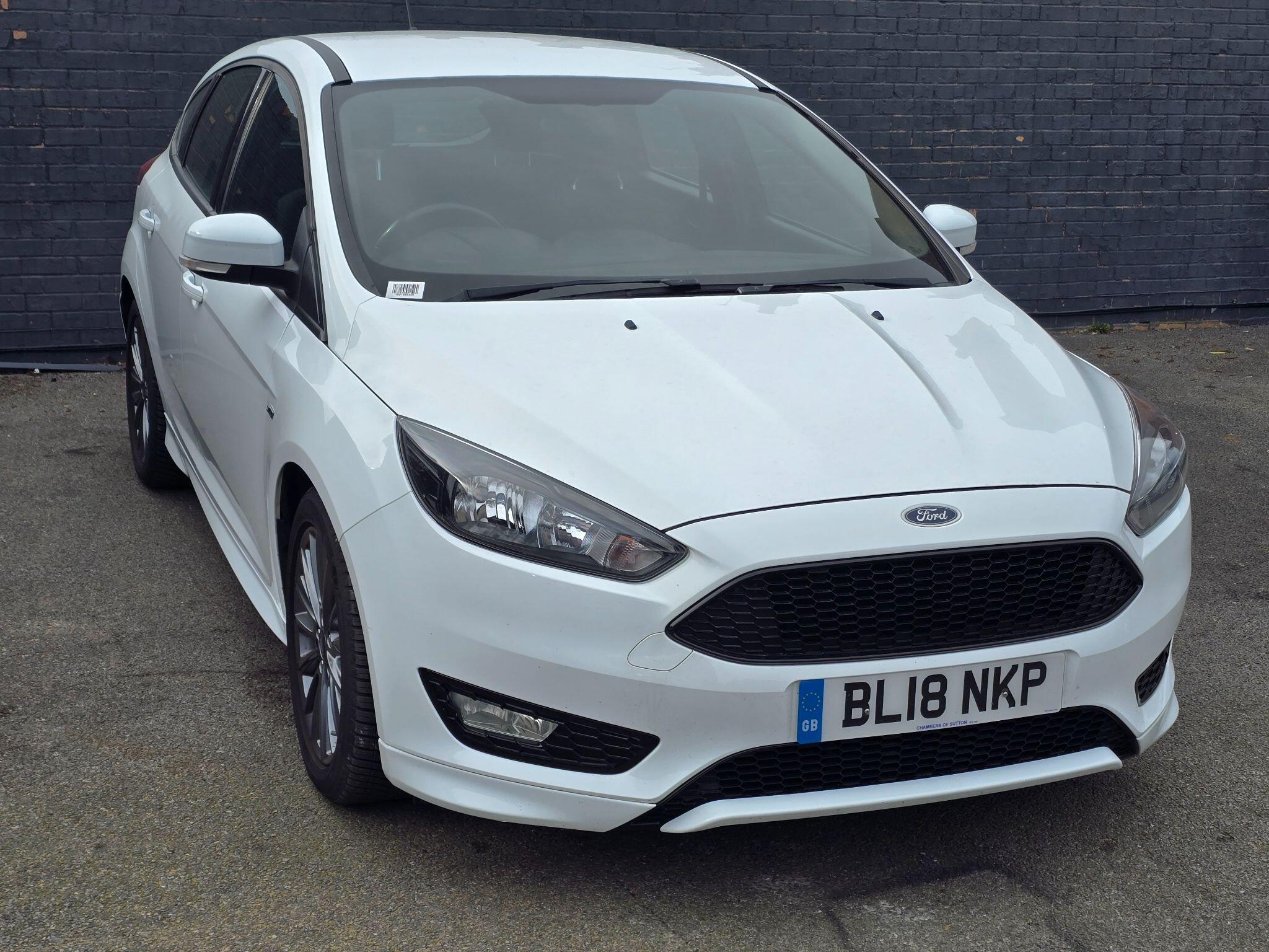 Ford Focus - Image 19