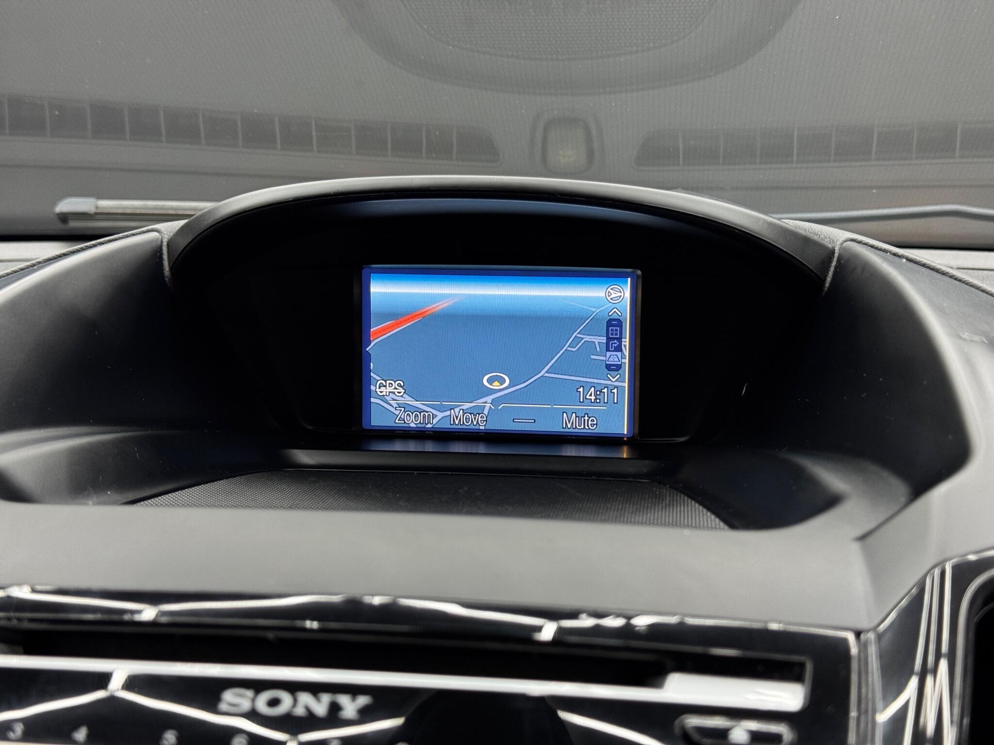 Ford Kuga - Image 28