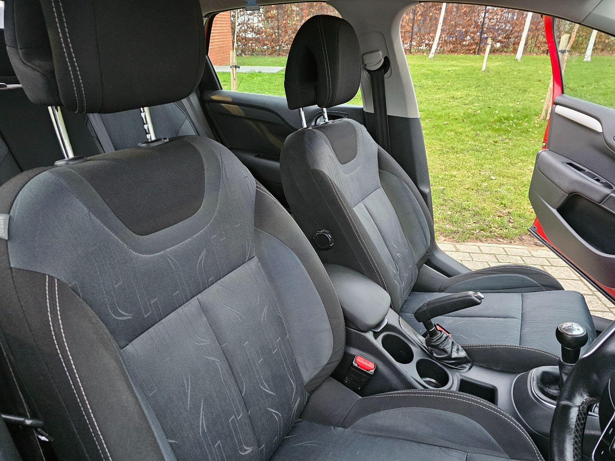 Citroen C4 - Image 24