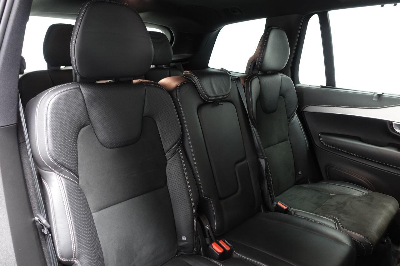 Volvo XC90 - Image 23