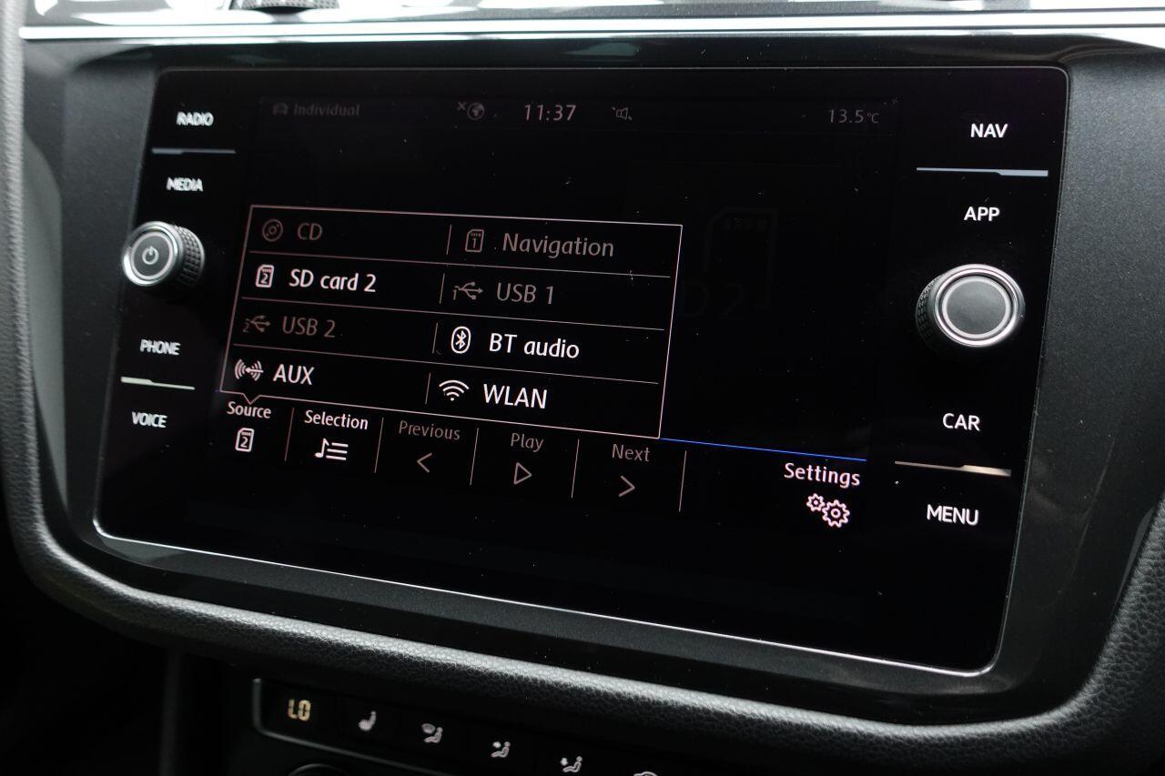 Volkswagen Tiguan - Image 21