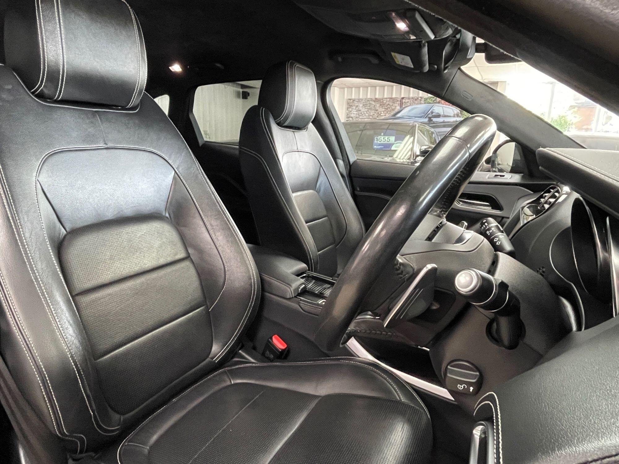 Jaguar F-Pace - Image 26