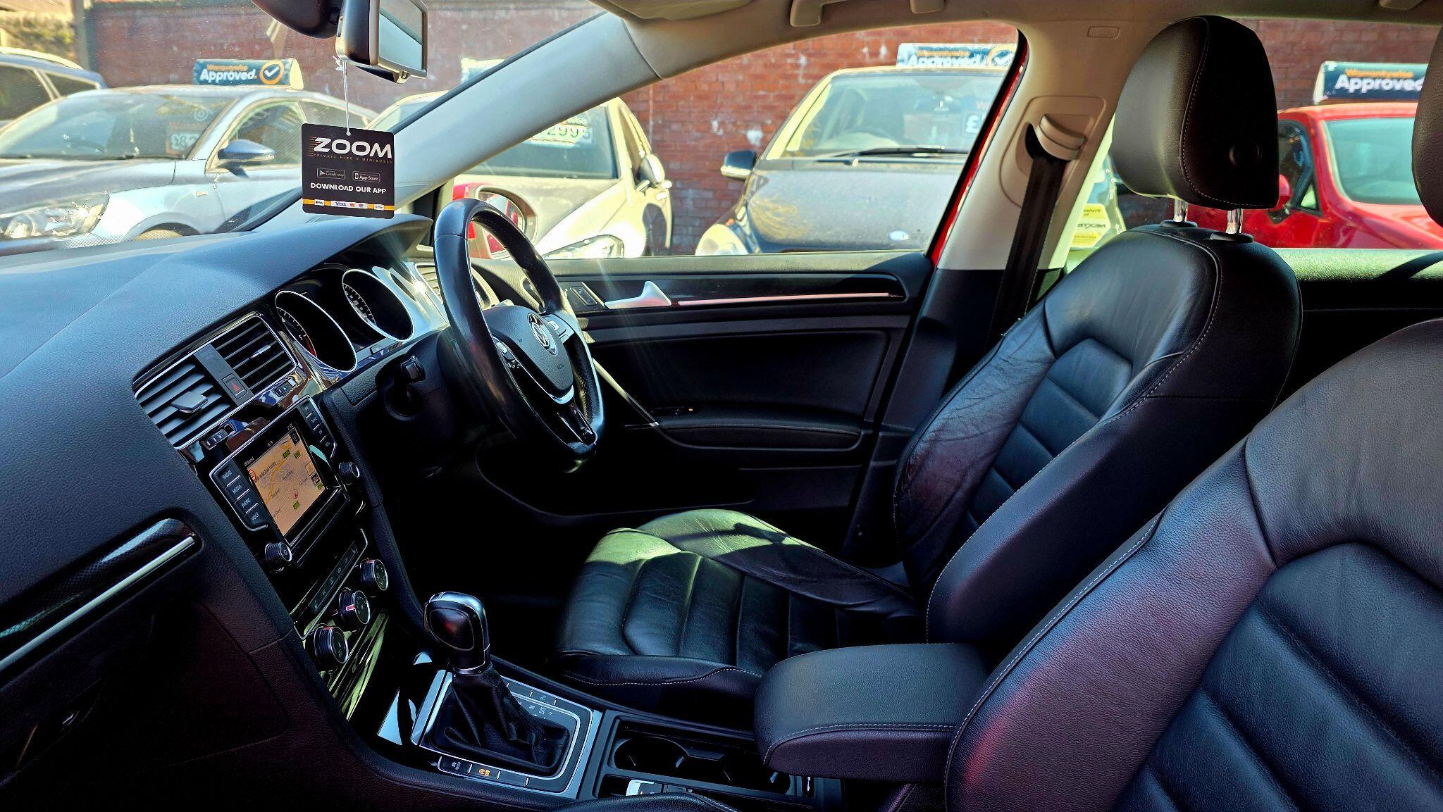 Volkswagen Golf - Image 14