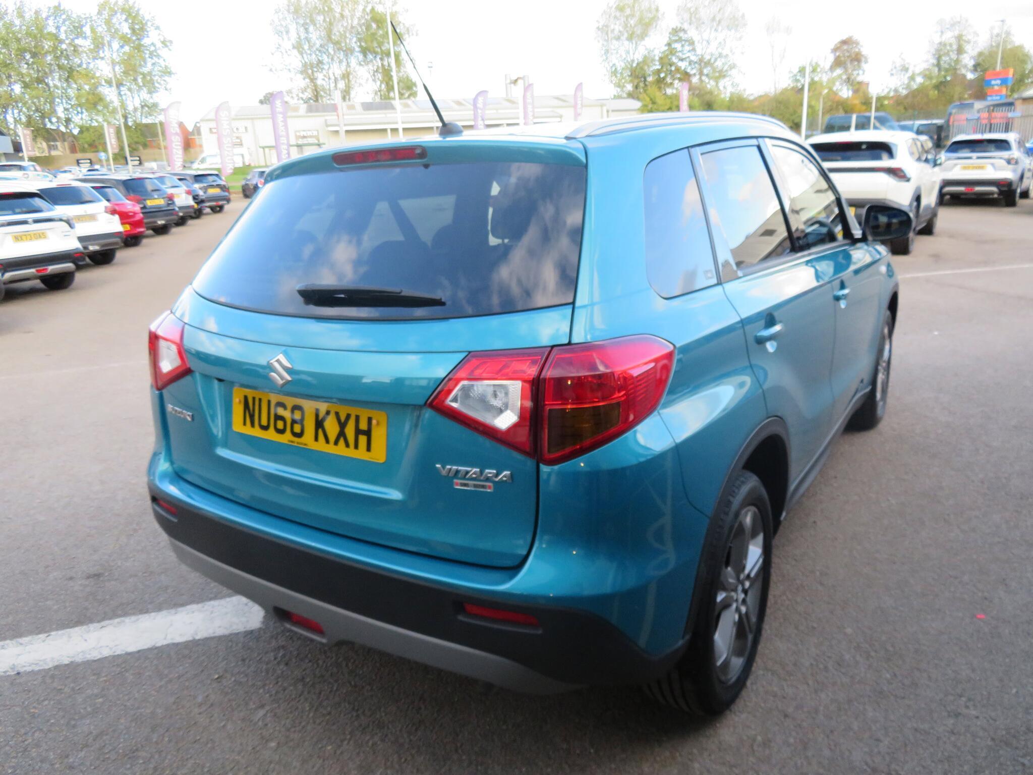 Suzuki Vitara - Image 7