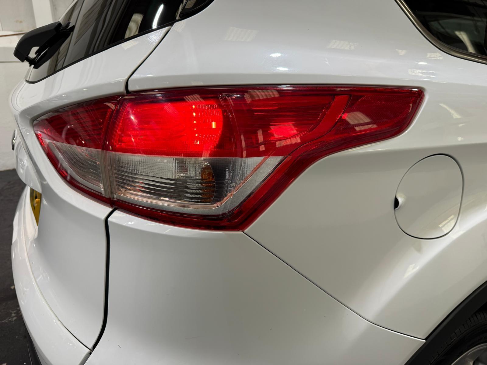 Ford Kuga - Image 11