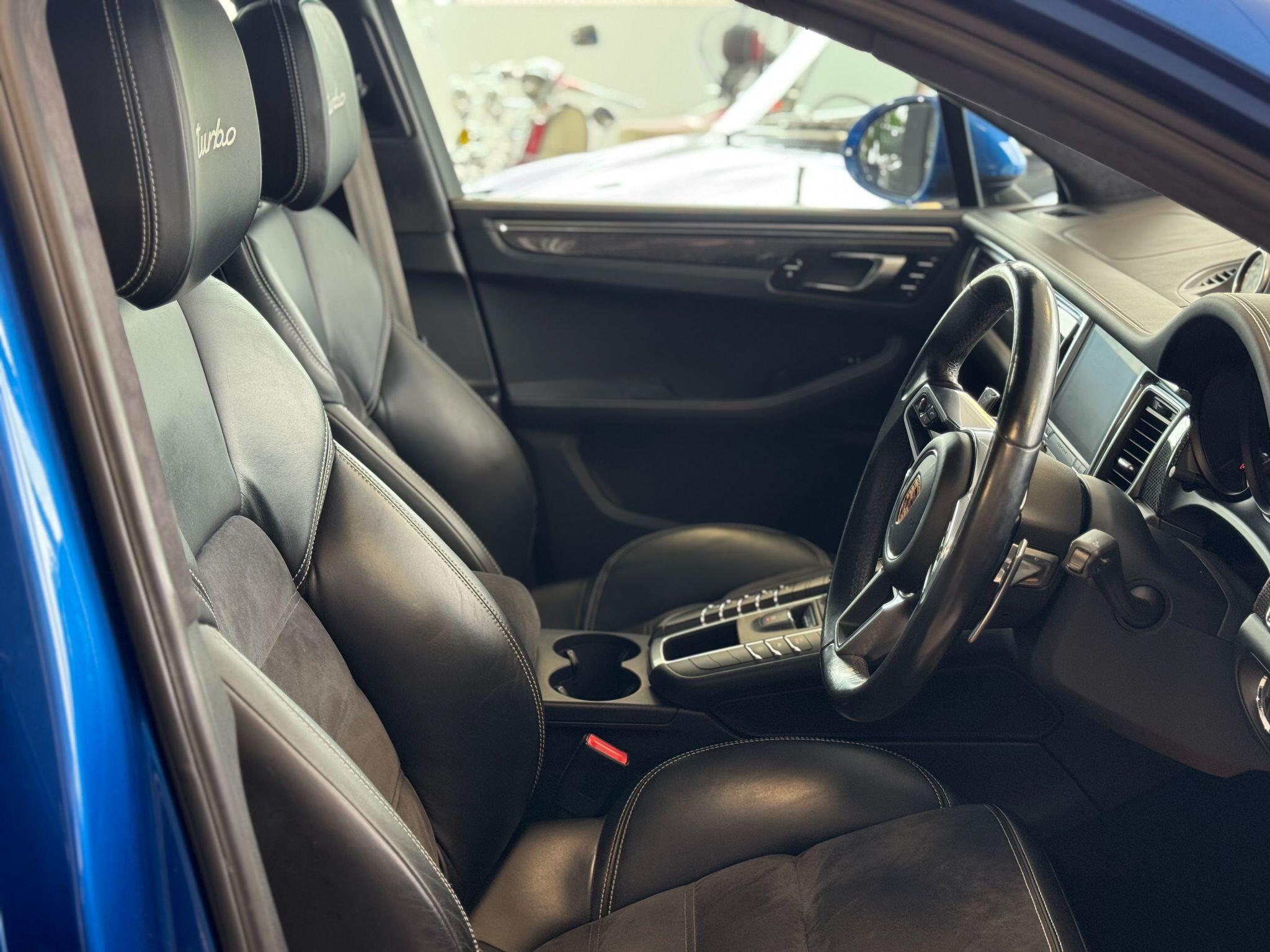 Porsche Macan - Image 20