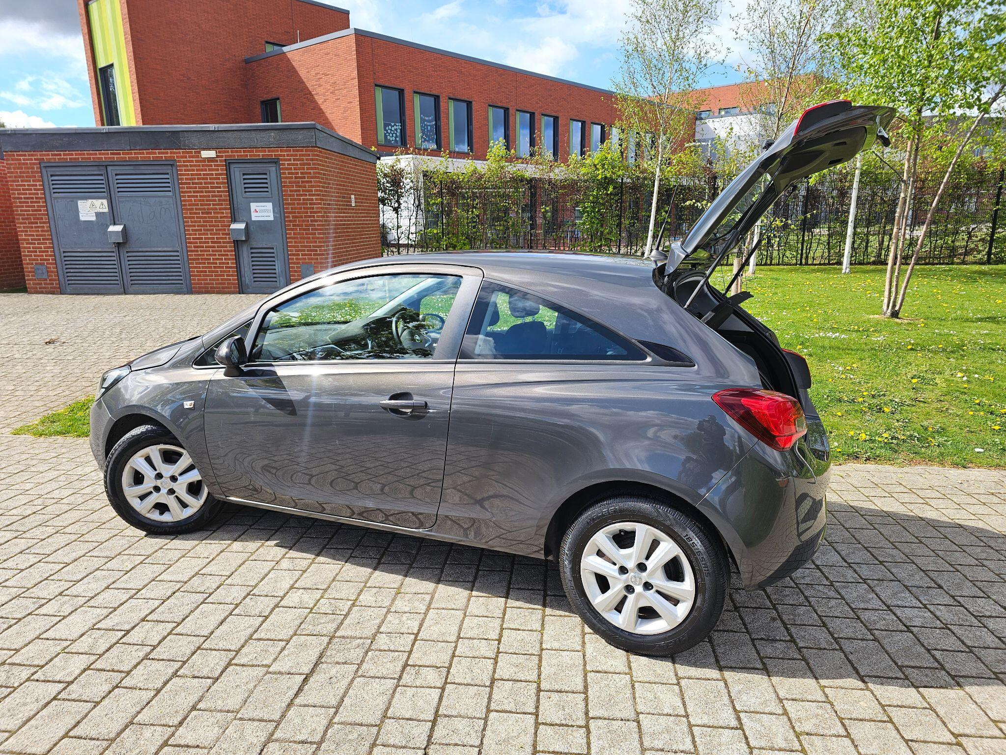 Vauxhall Corsa - Image 17