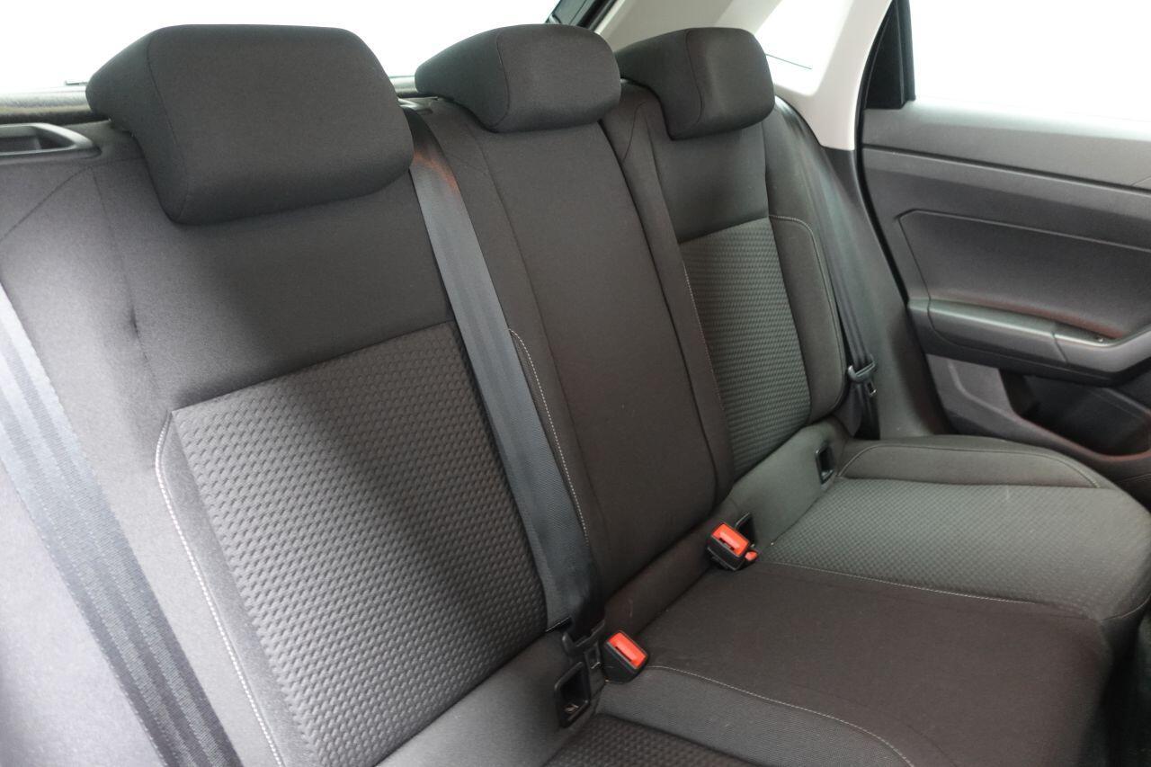 Volkswagen Polo - Image 18