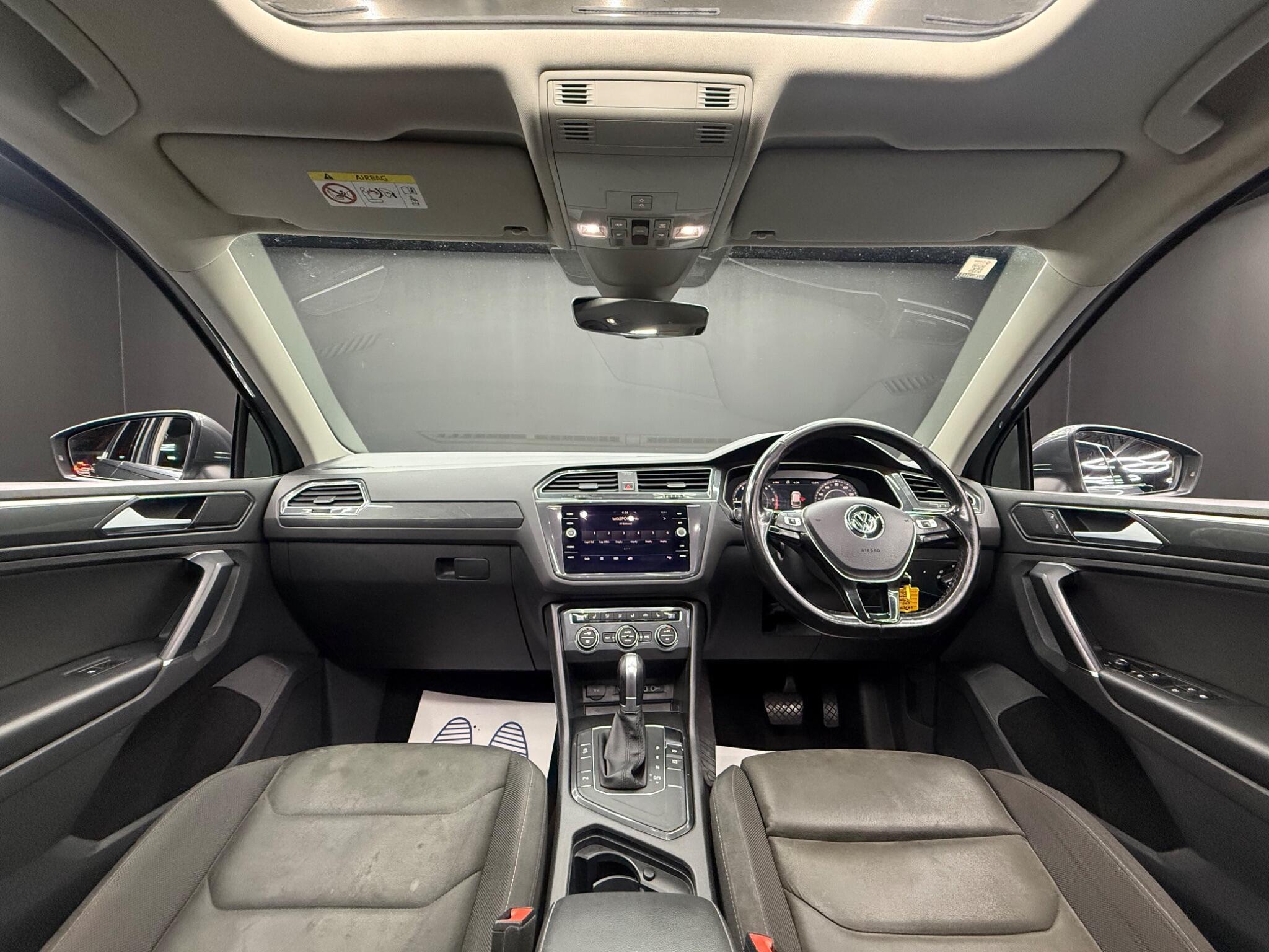 Volkswagen Tiguan - Image 16