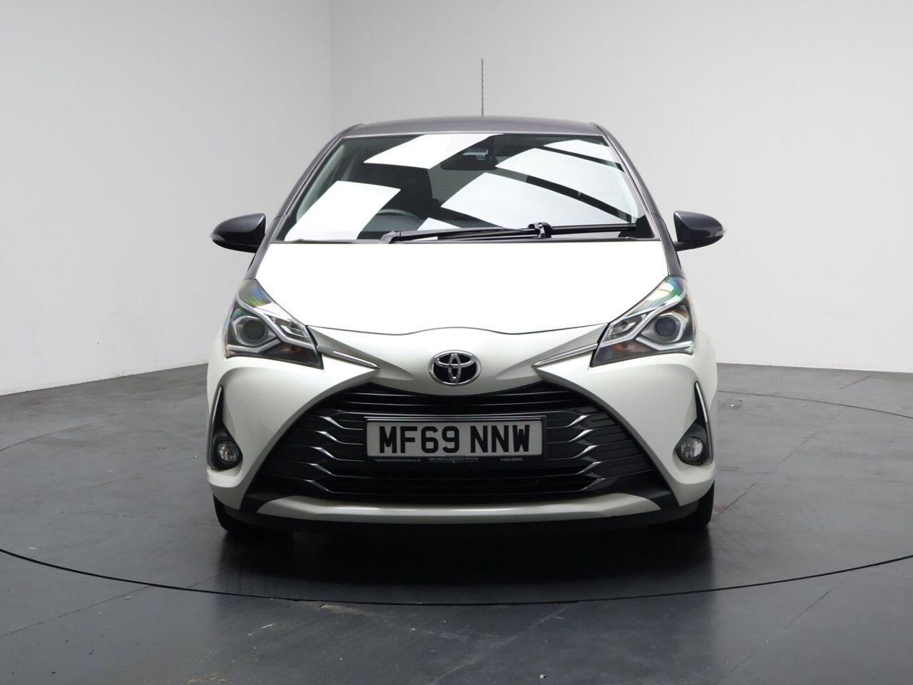 Toyota Yaris - Image 5