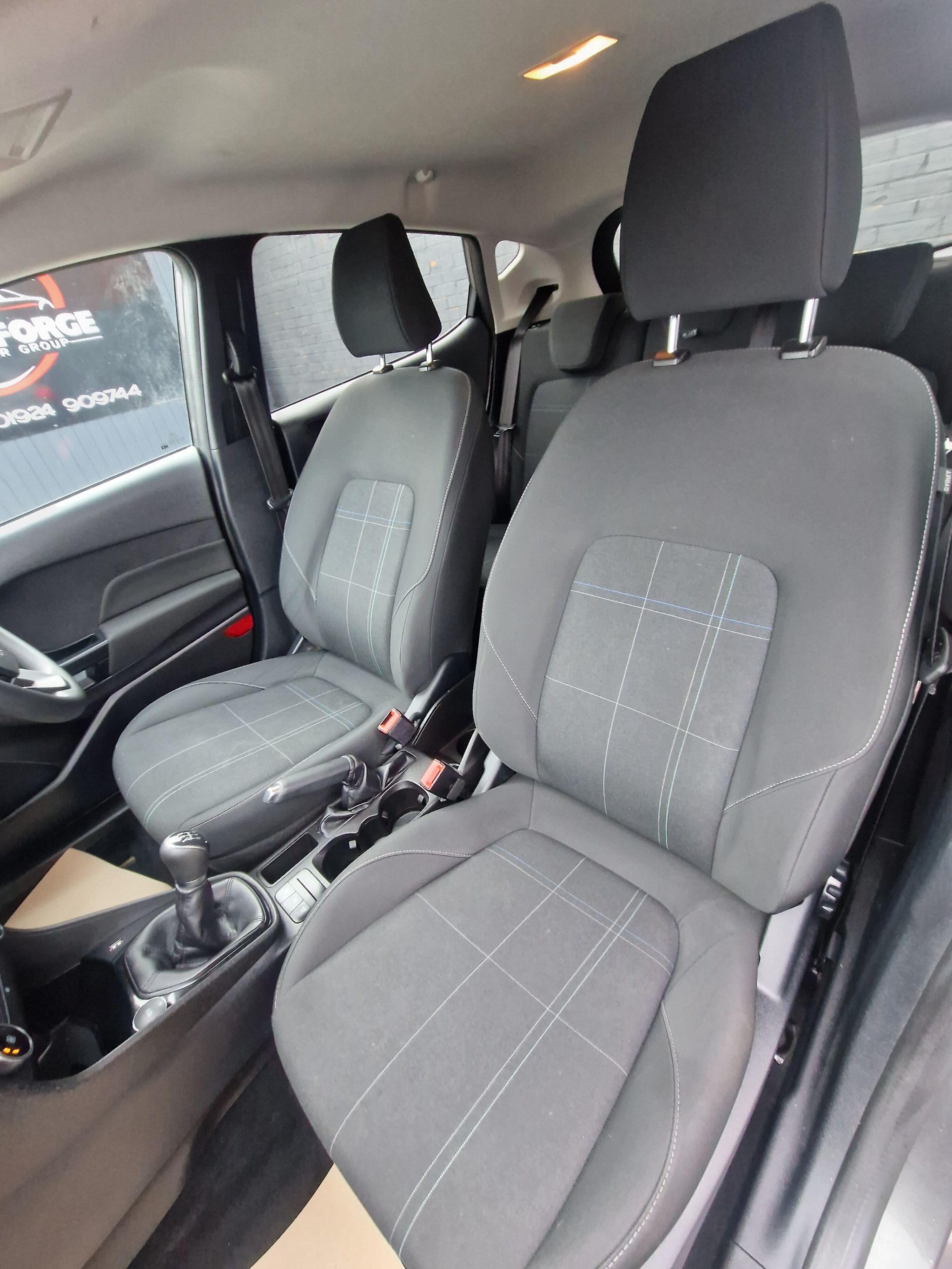 Ford Fiesta - Image 37