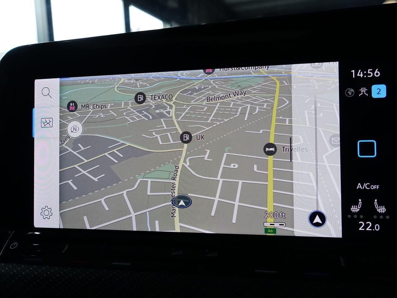 Volkswagen Golf - Image 22