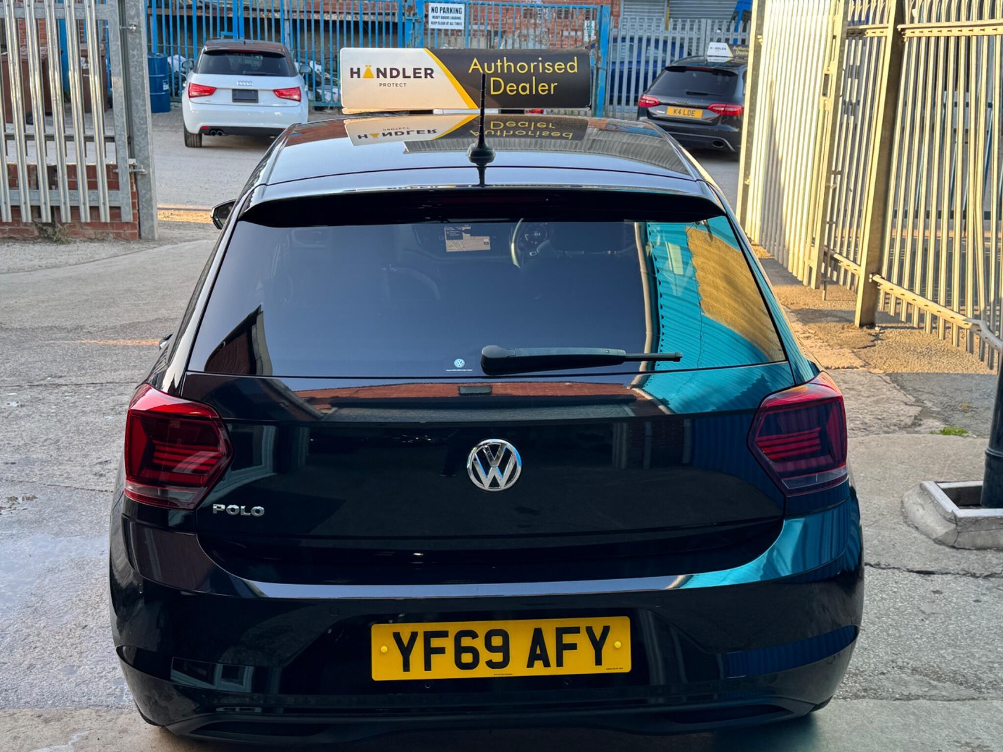 Volkswagen Polo - Image 26