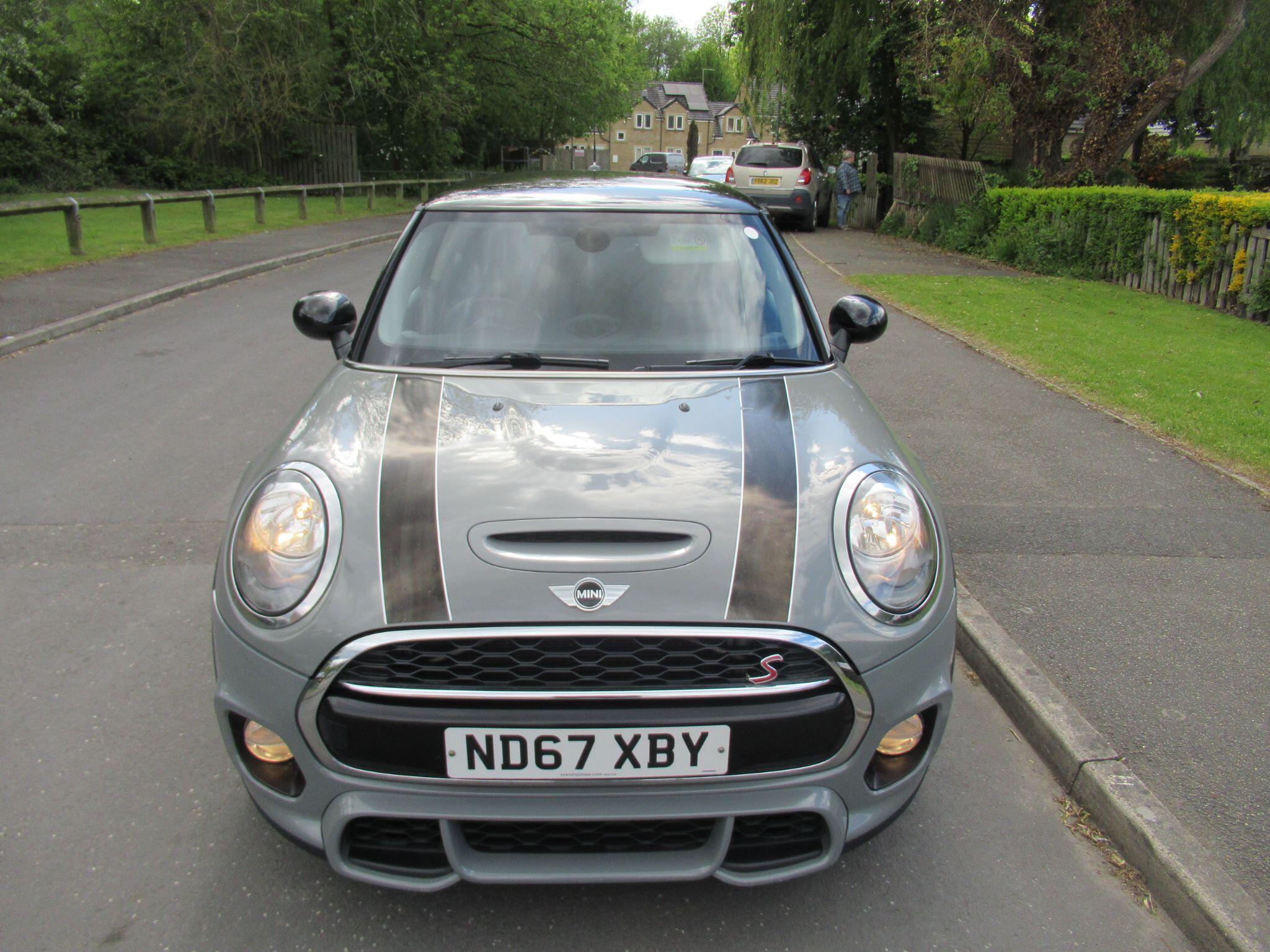 MINI Hatch - Image 8