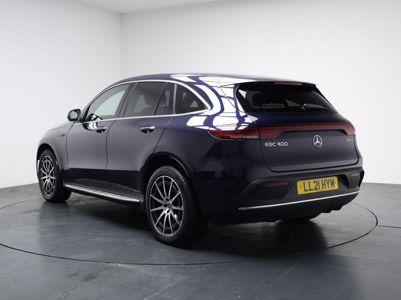 Mercedes Eqc - Image 9