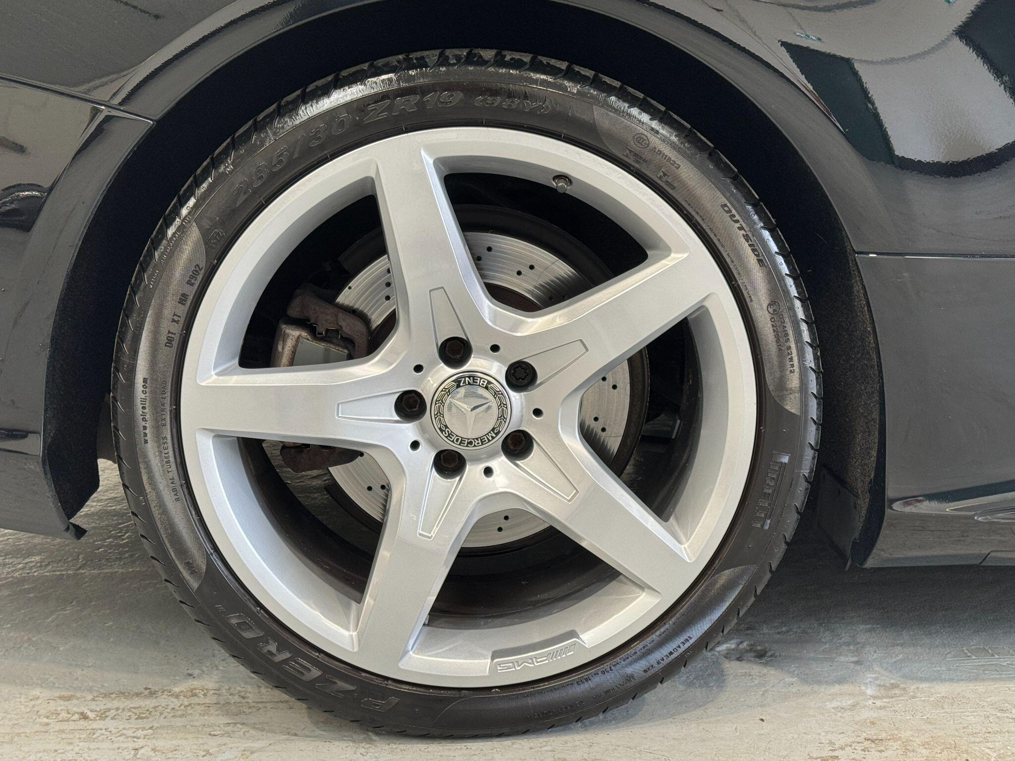 Mercedes SL - Image 27