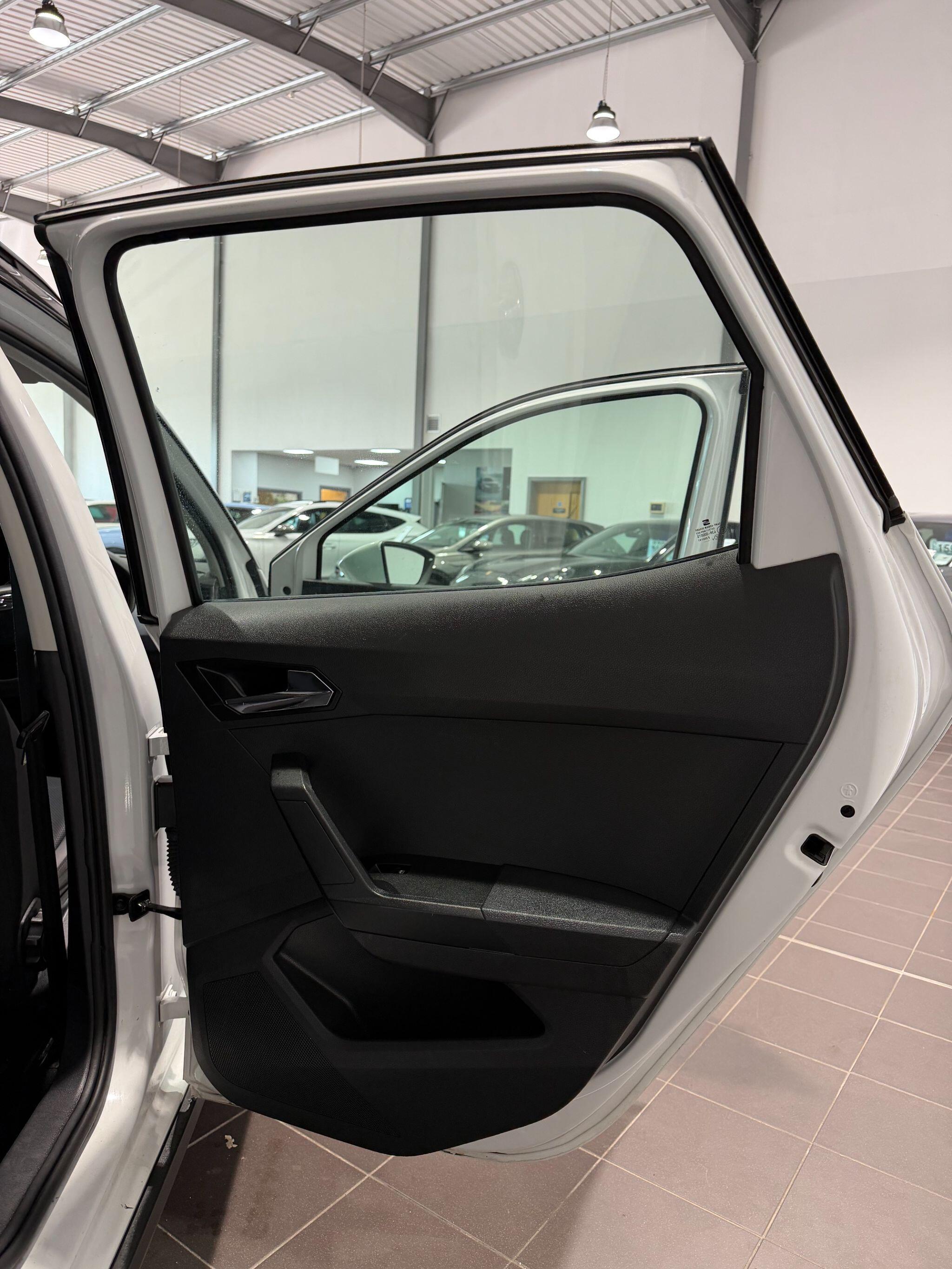 SEAT Arona - Image 20