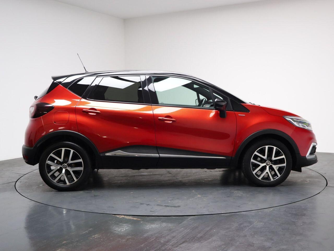 Renault Captur - Image 14