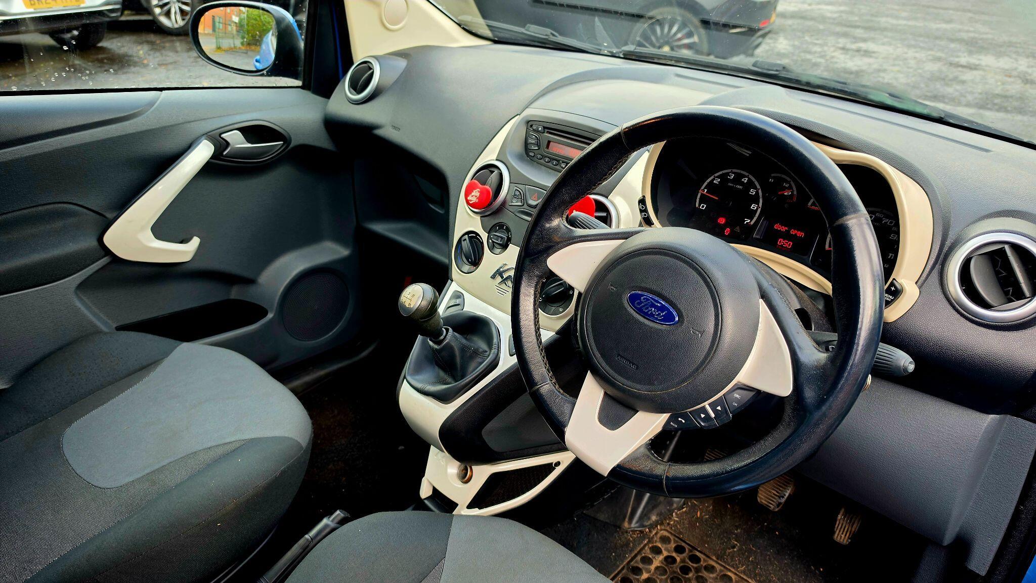 Ford KA - Image 9