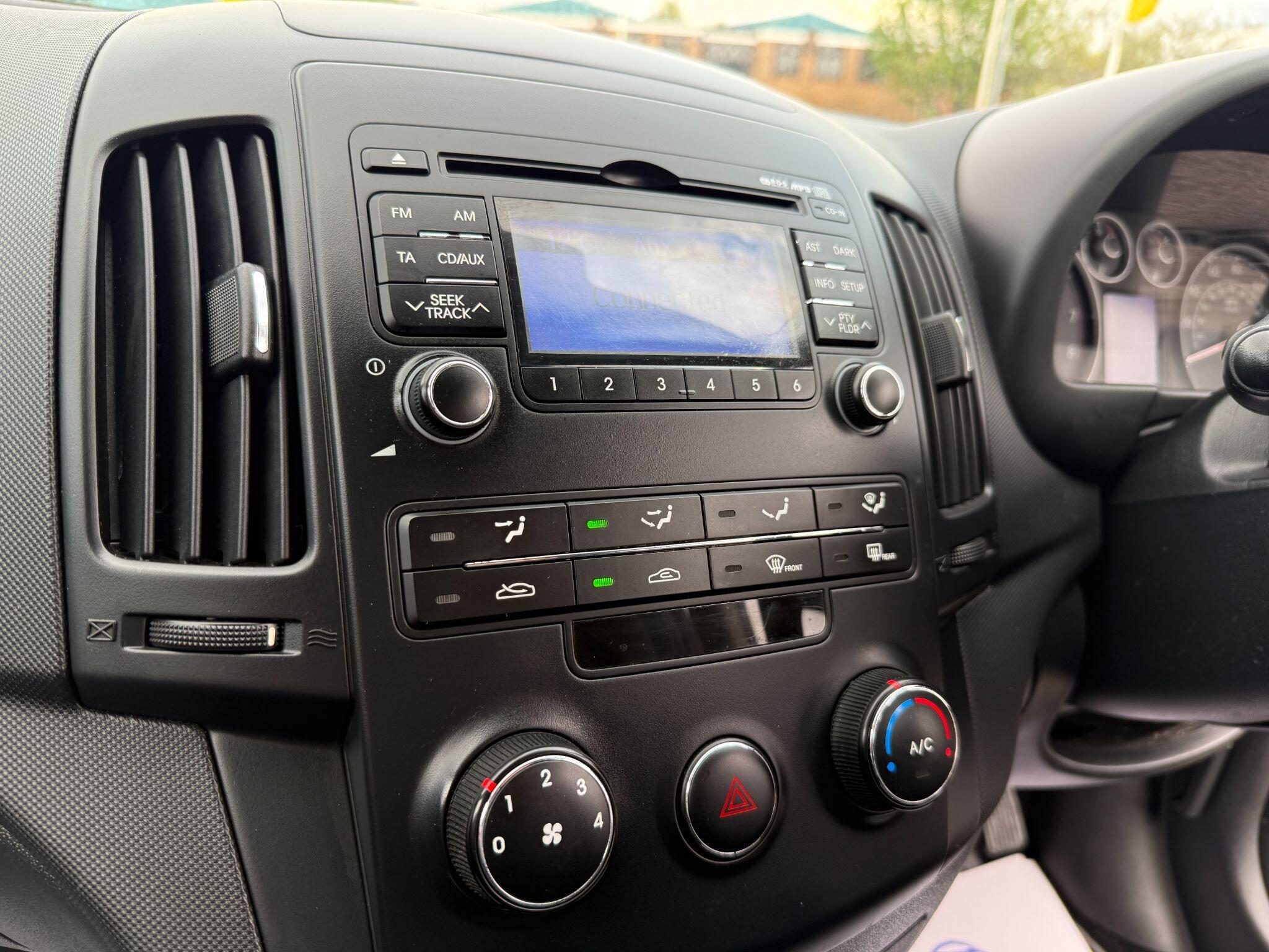 Hyundai i30 - Image 45