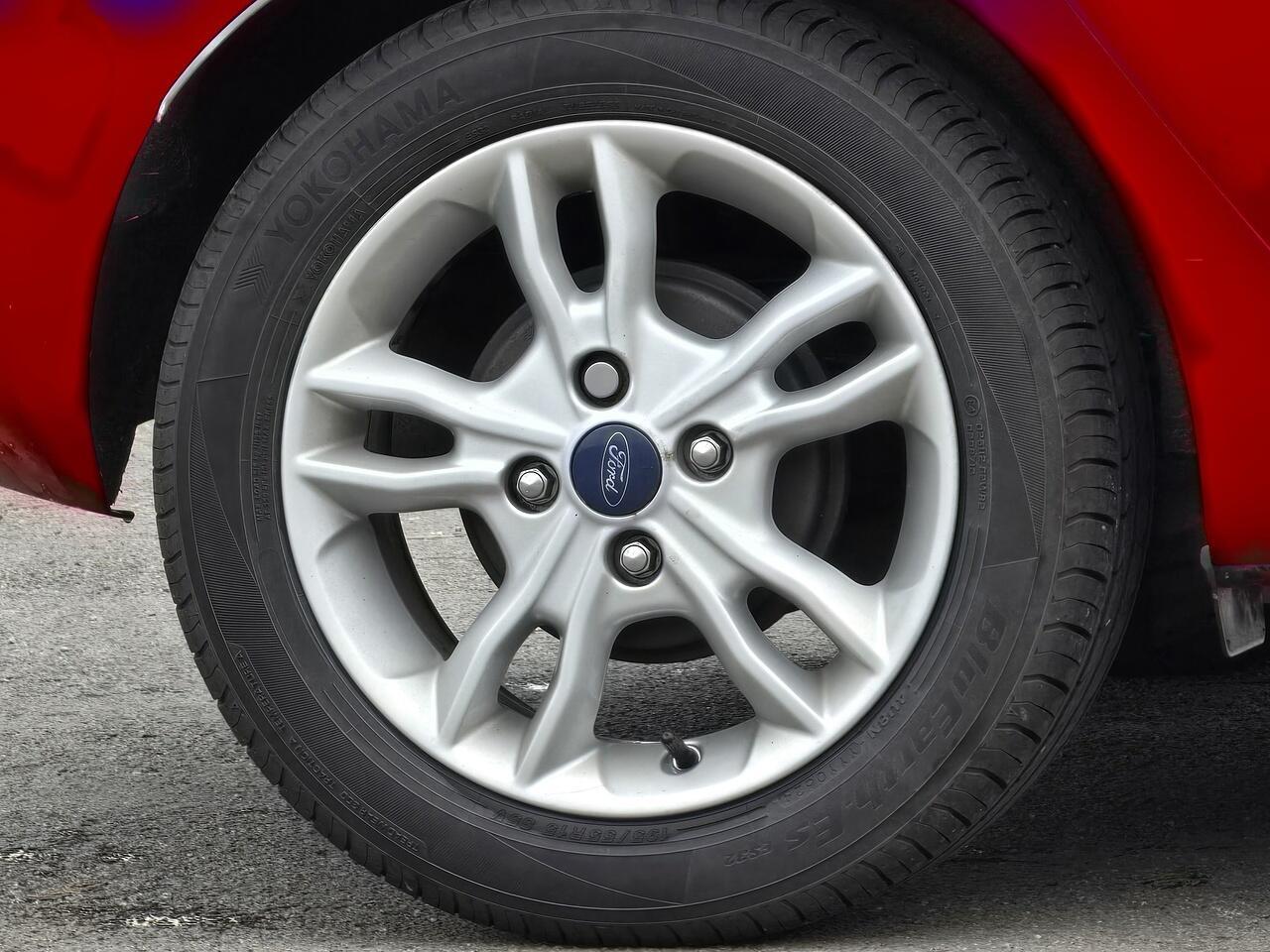Ford Fiesta - Image 26