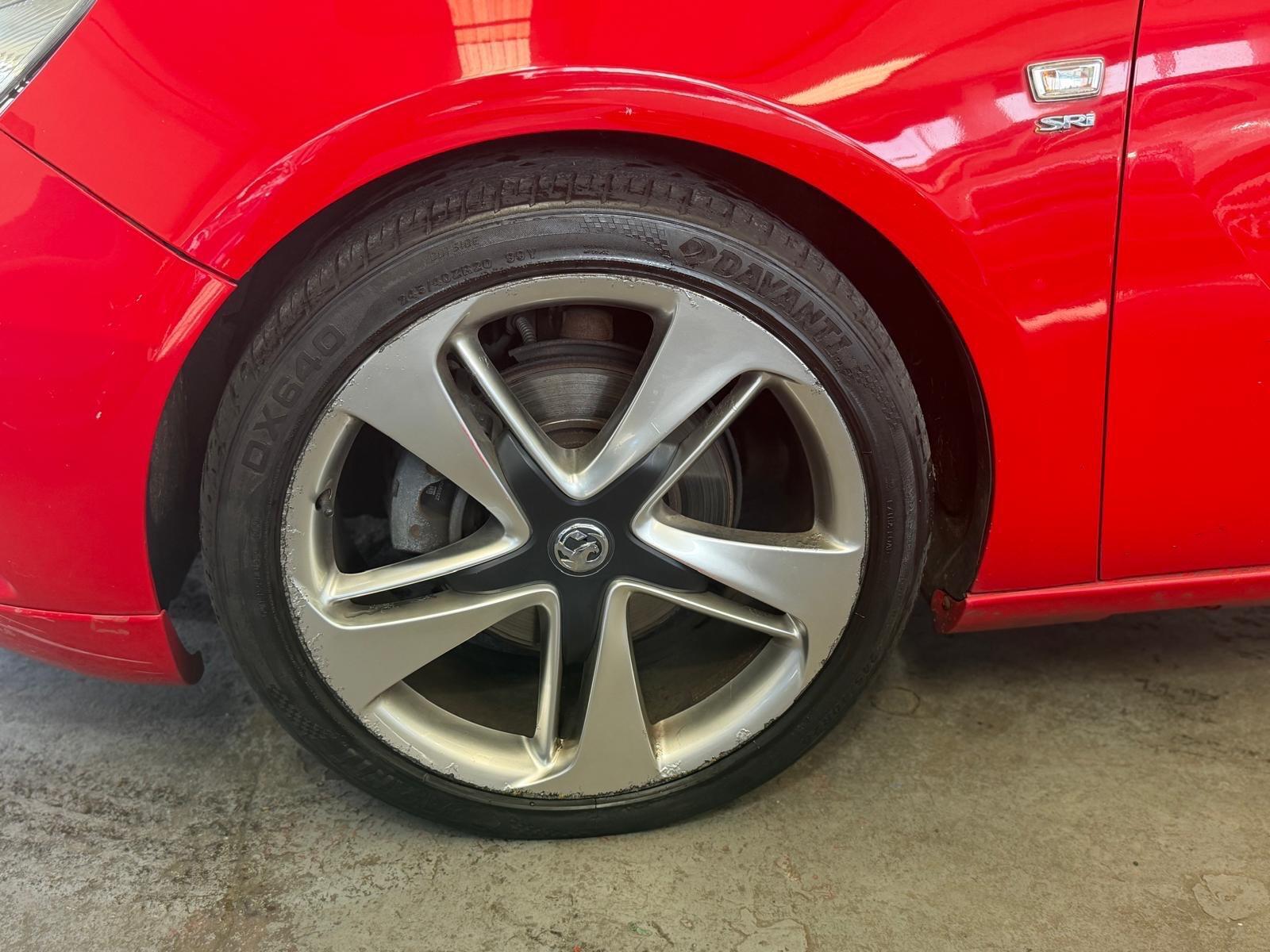 Vauxhall Astra GTC - Image 10