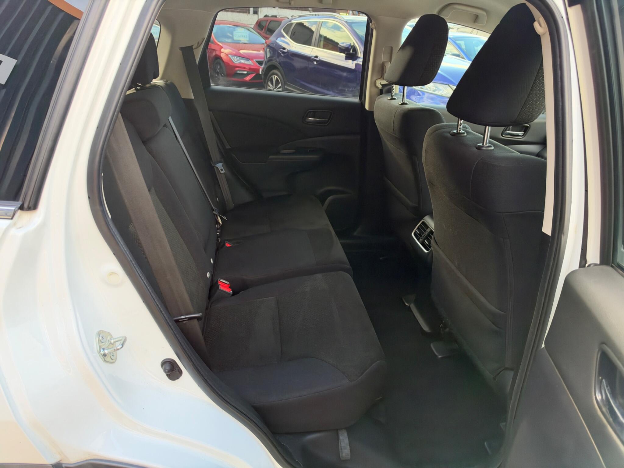 Honda CR-V - Image 13