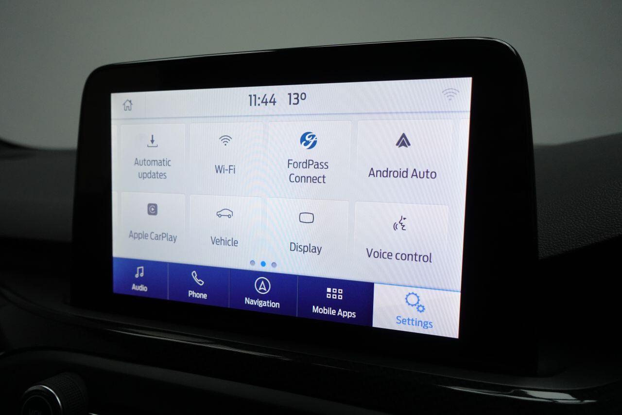 Ford Focus - Image 30