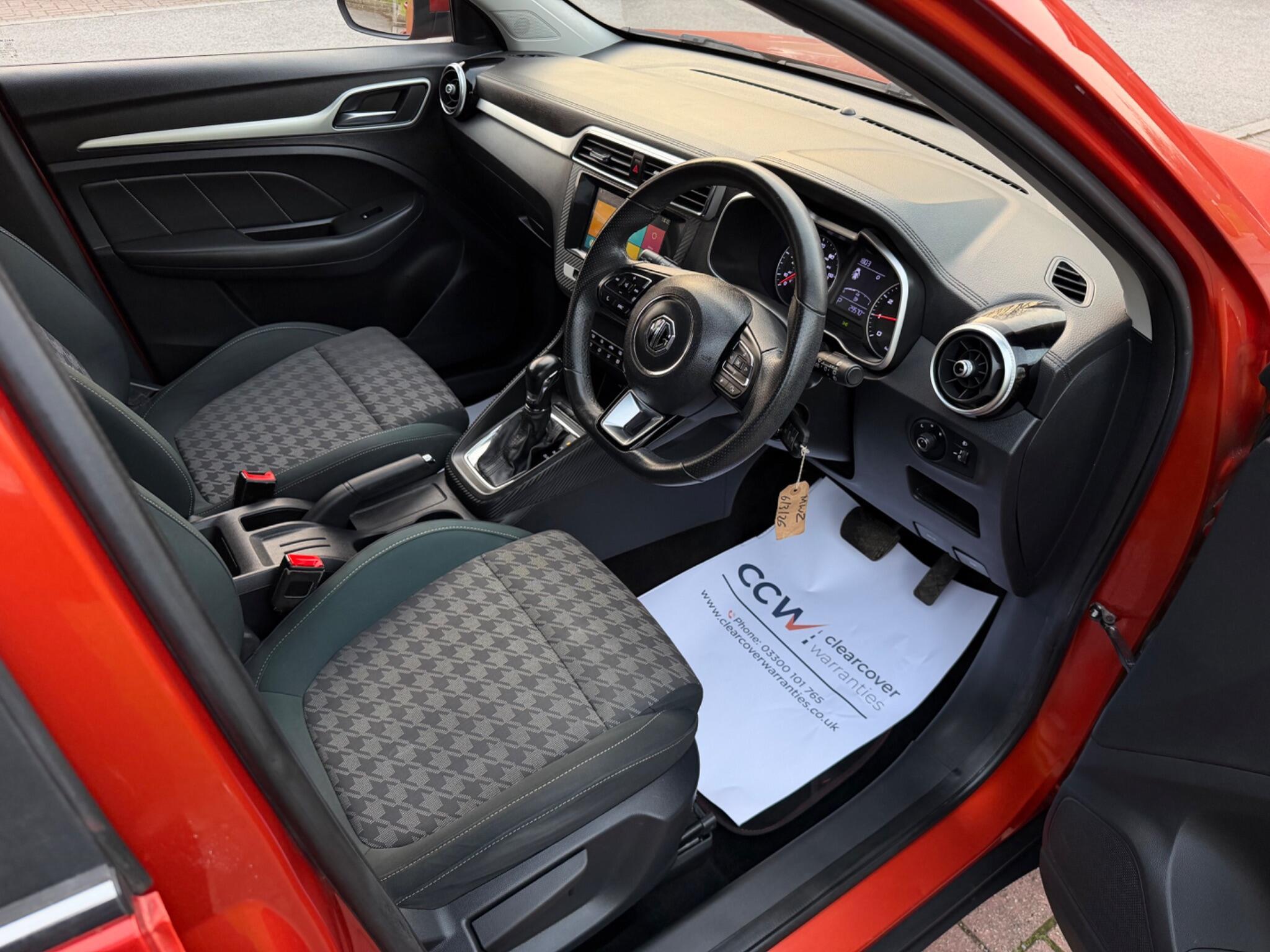 MG MG ZS - Image 17