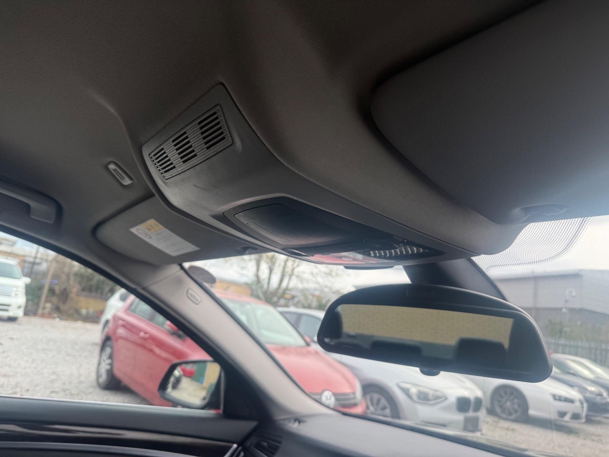 BMW 5 Series - Image 12