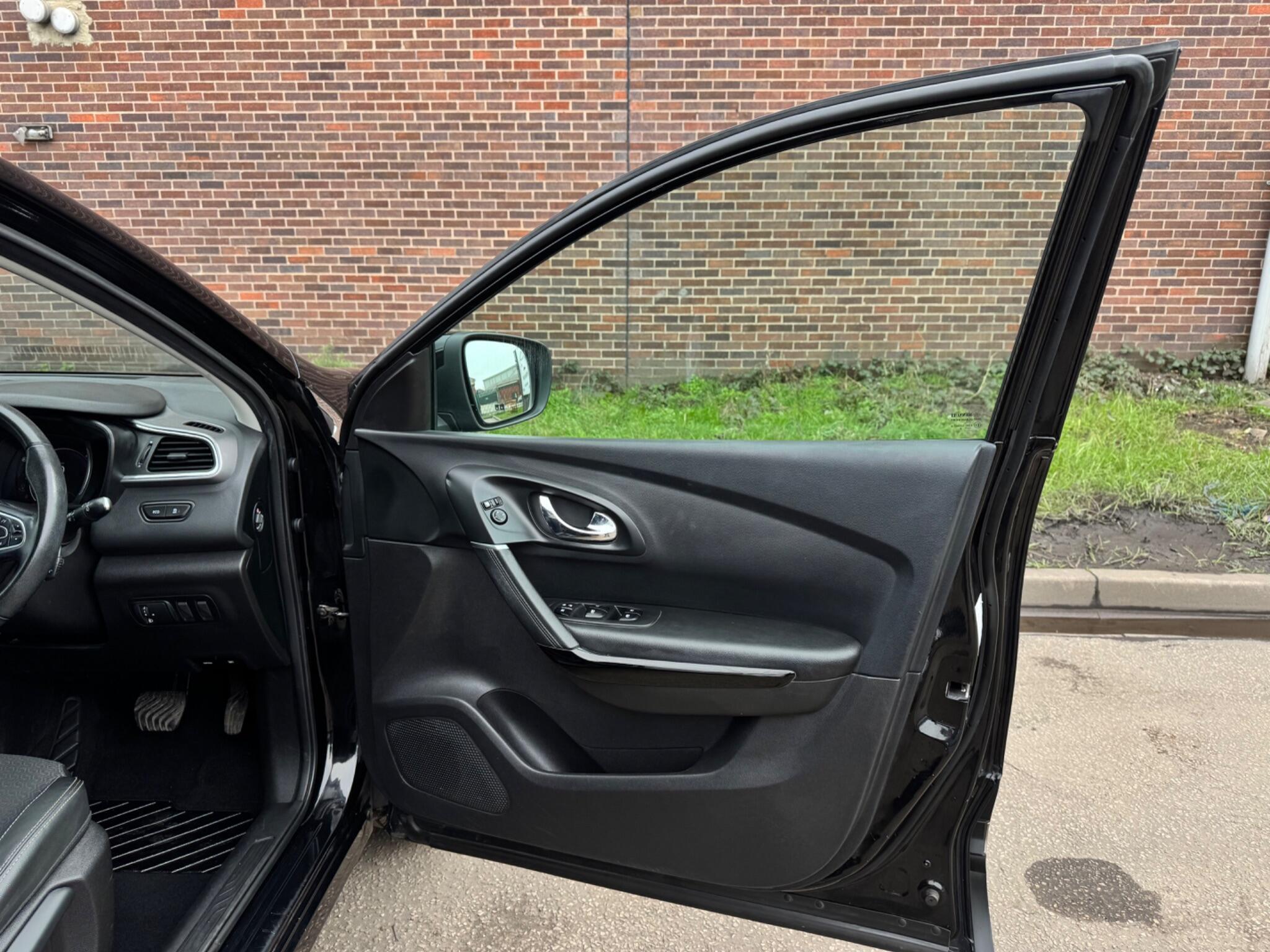 Renault Kadjar - Image 40