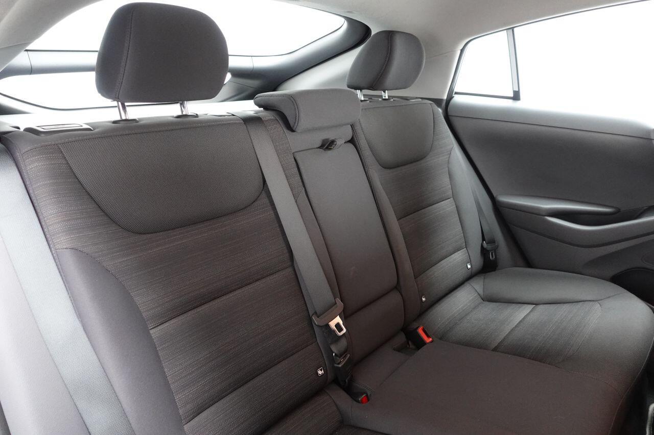 Hyundai Ioniq - Image 18