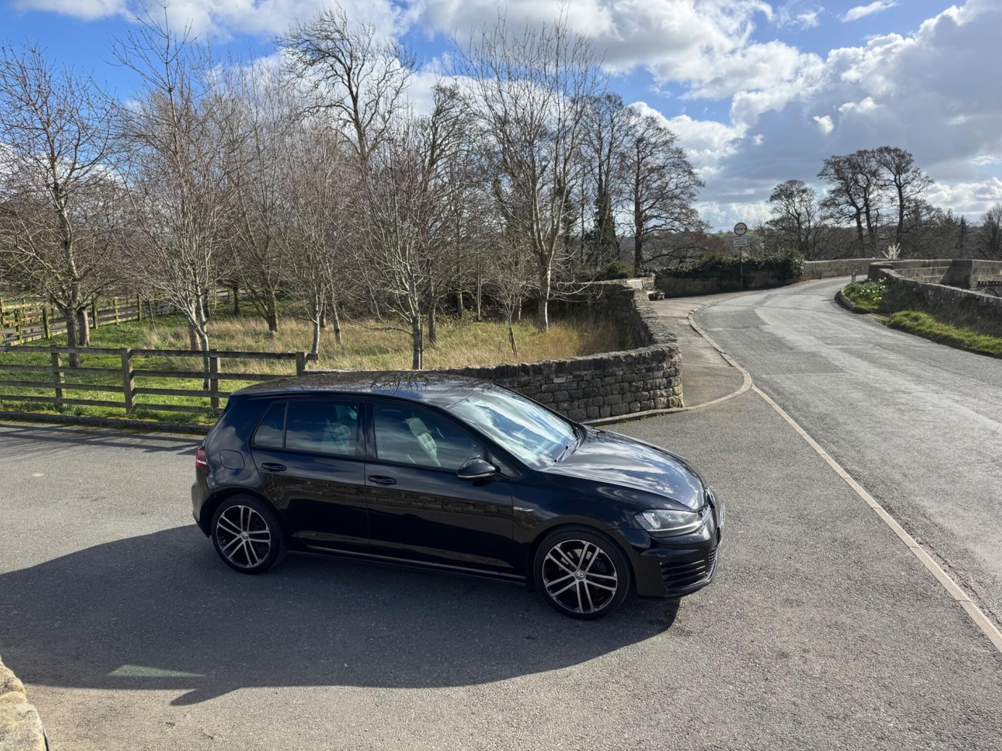 Volkswagen Golf - Image 15