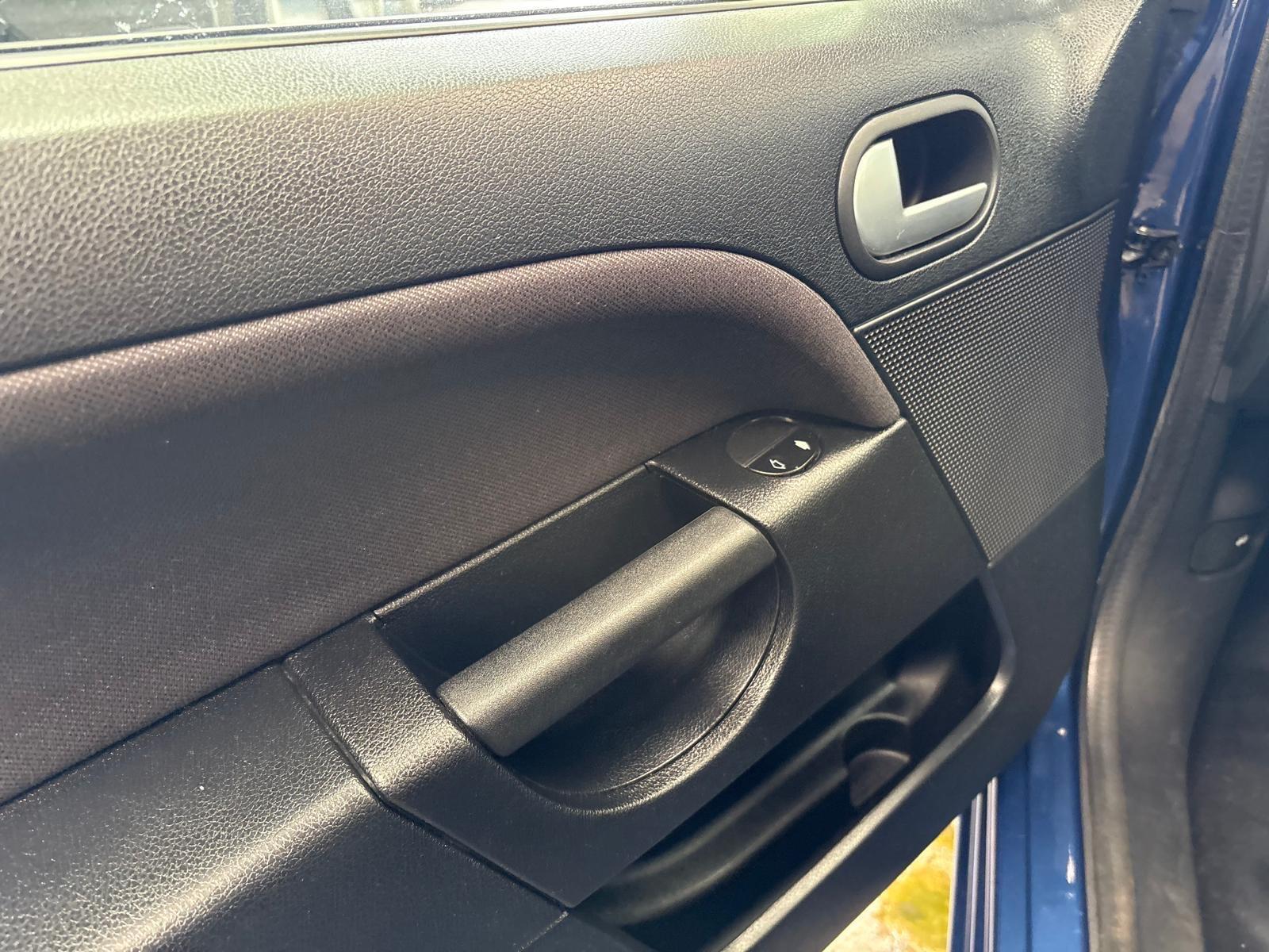 Ford Fiesta - Image 16