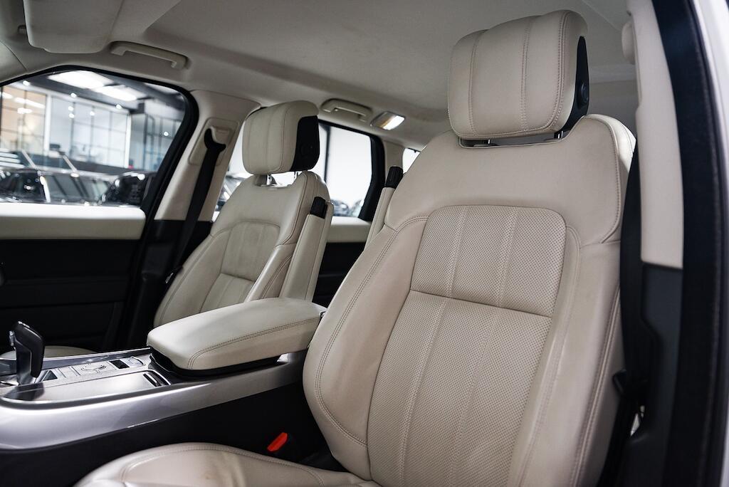 Land Rover RANGE ROVER SPORT - Image 13