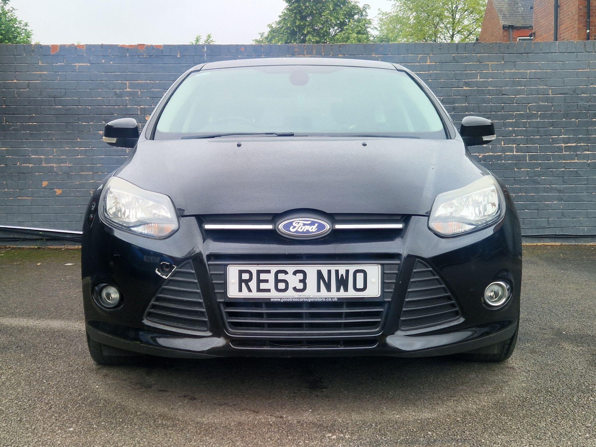 Ford Focus - Image 13