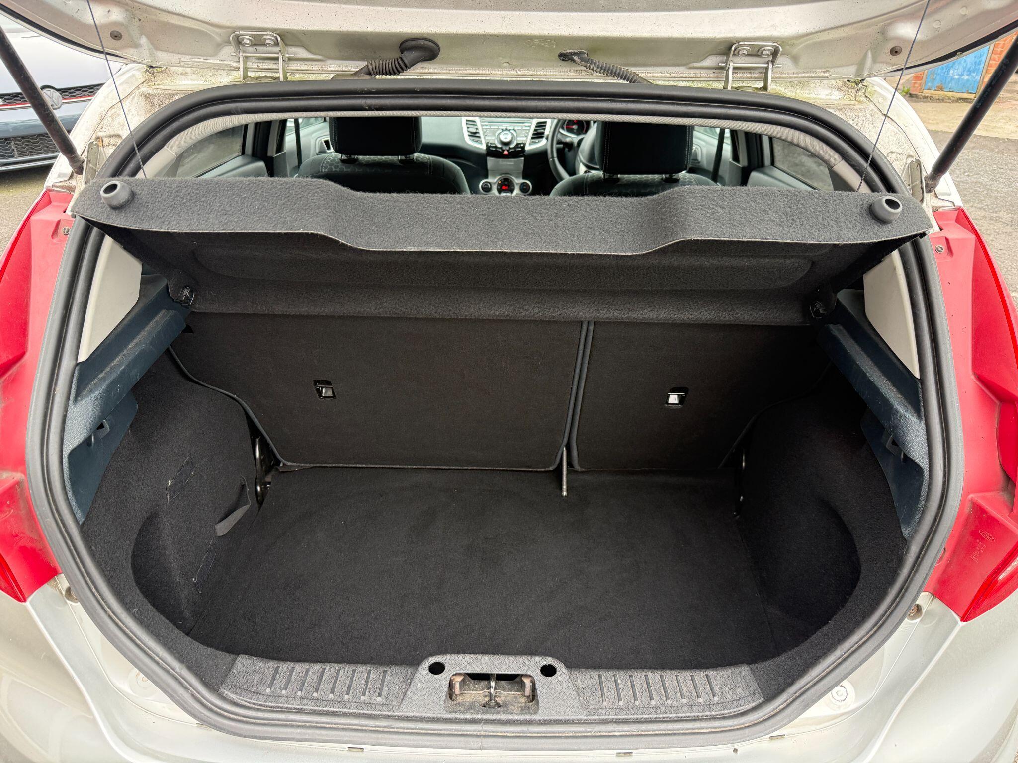 Ford Fiesta - Image 67