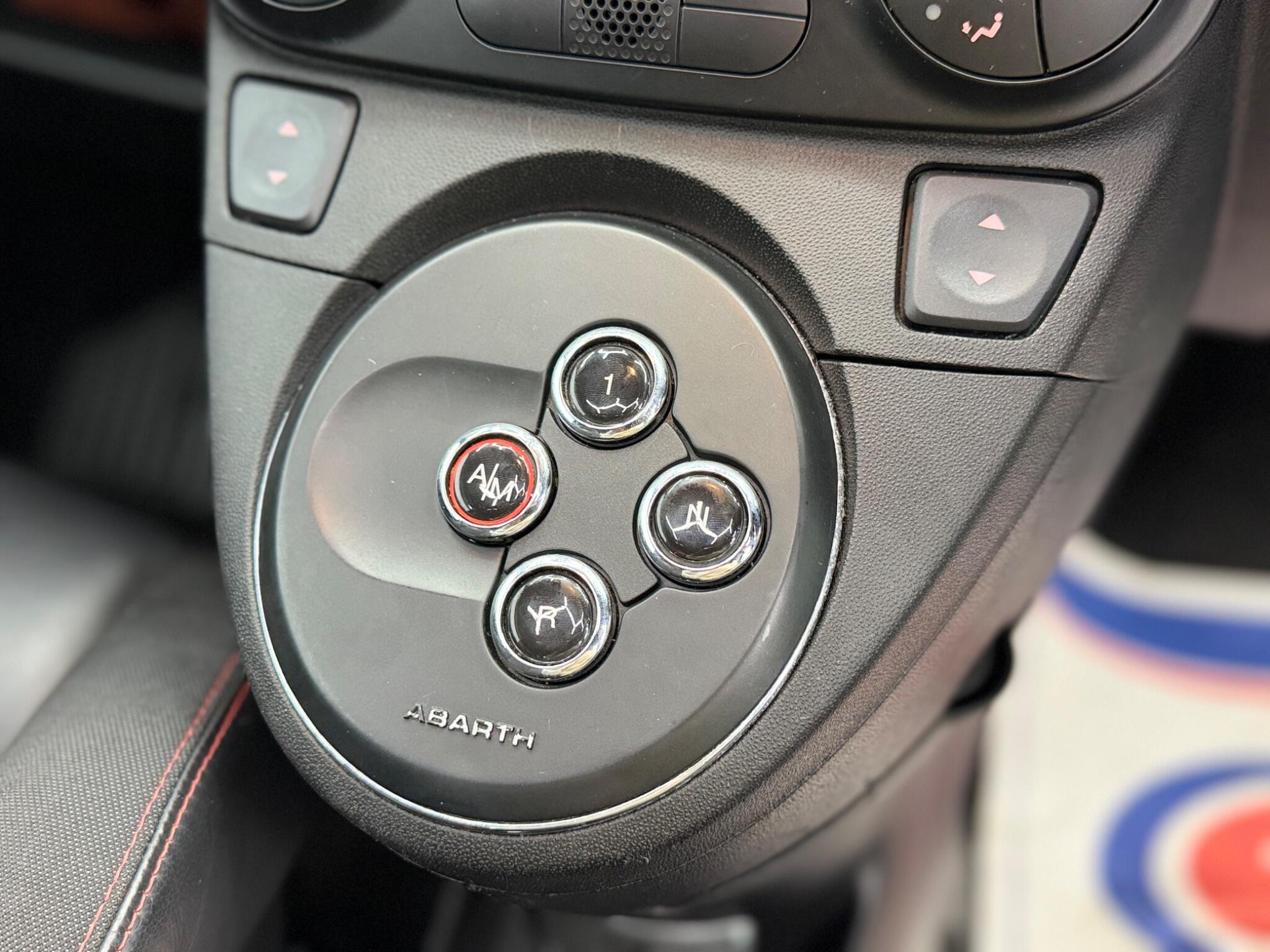 Abarth 595 - Image 31