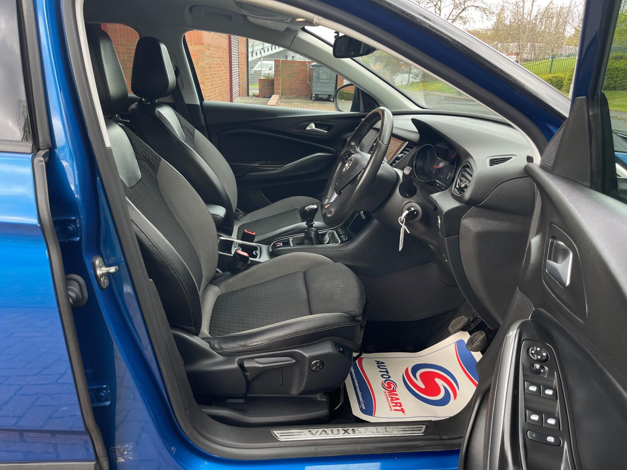 Vauxhall Grandland X - Image 26