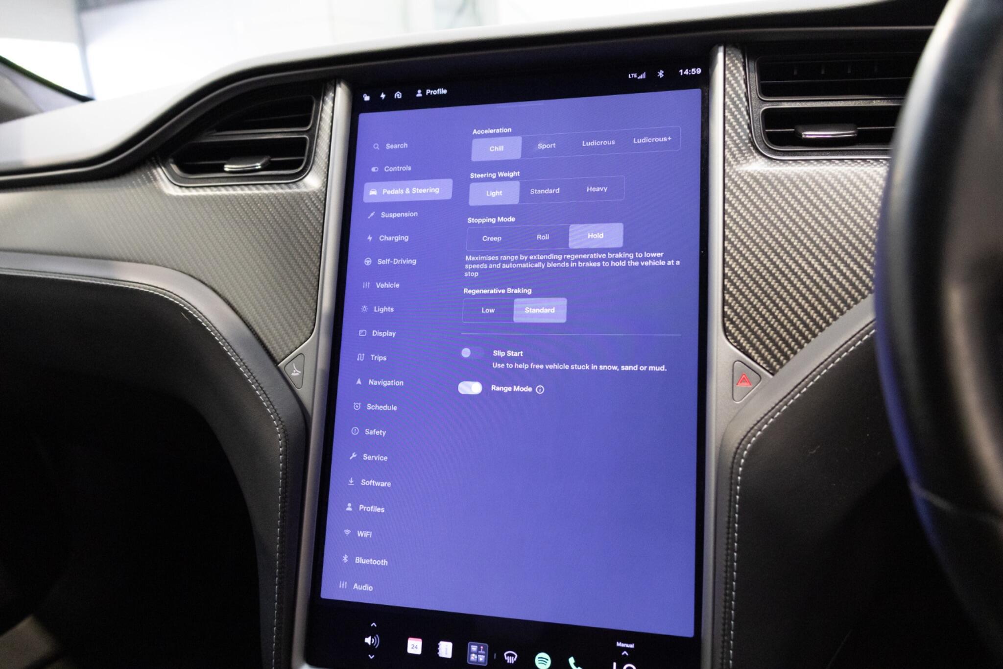 Tesla Model S - Image 14